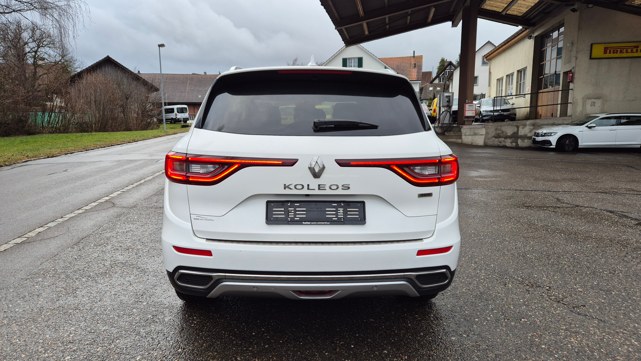 listing desktop thumbnail image 3