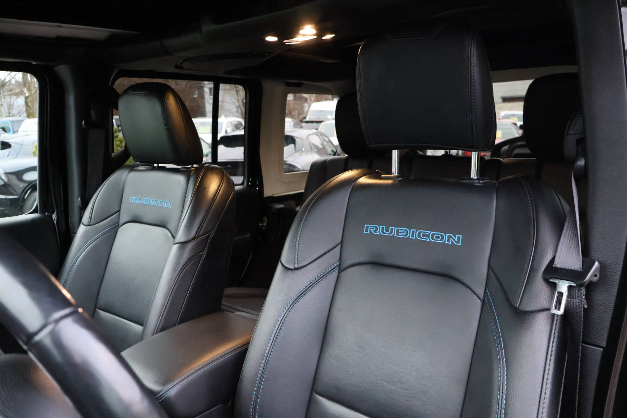 listing desktop thumbnail image 10