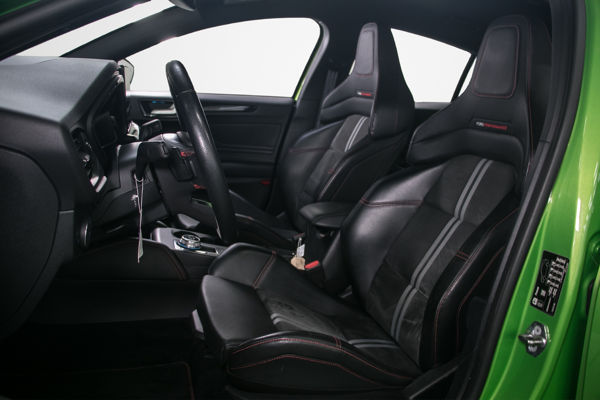 listing desktop thumbnail image 10