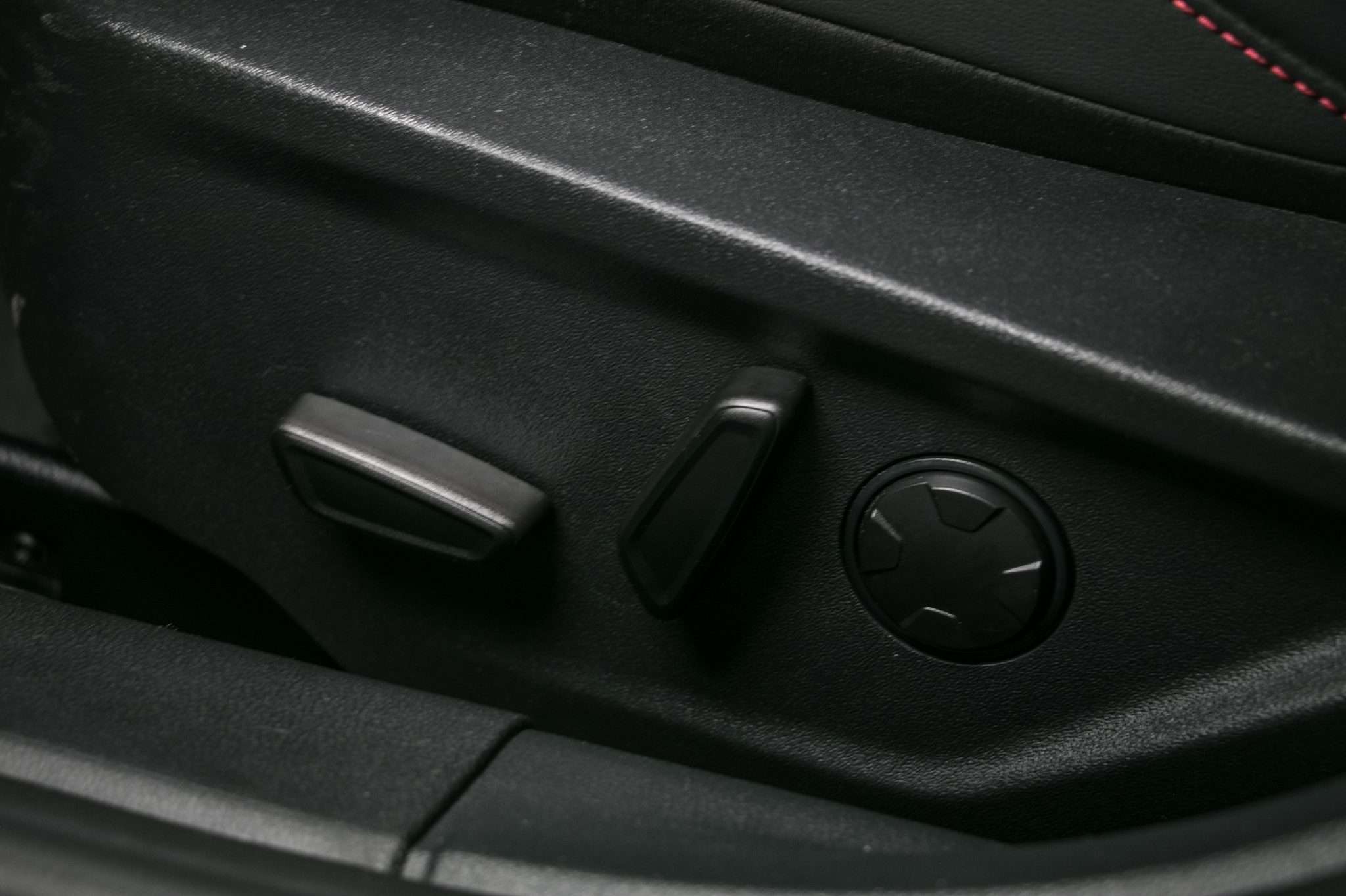 listing desktop thumbnail image 9