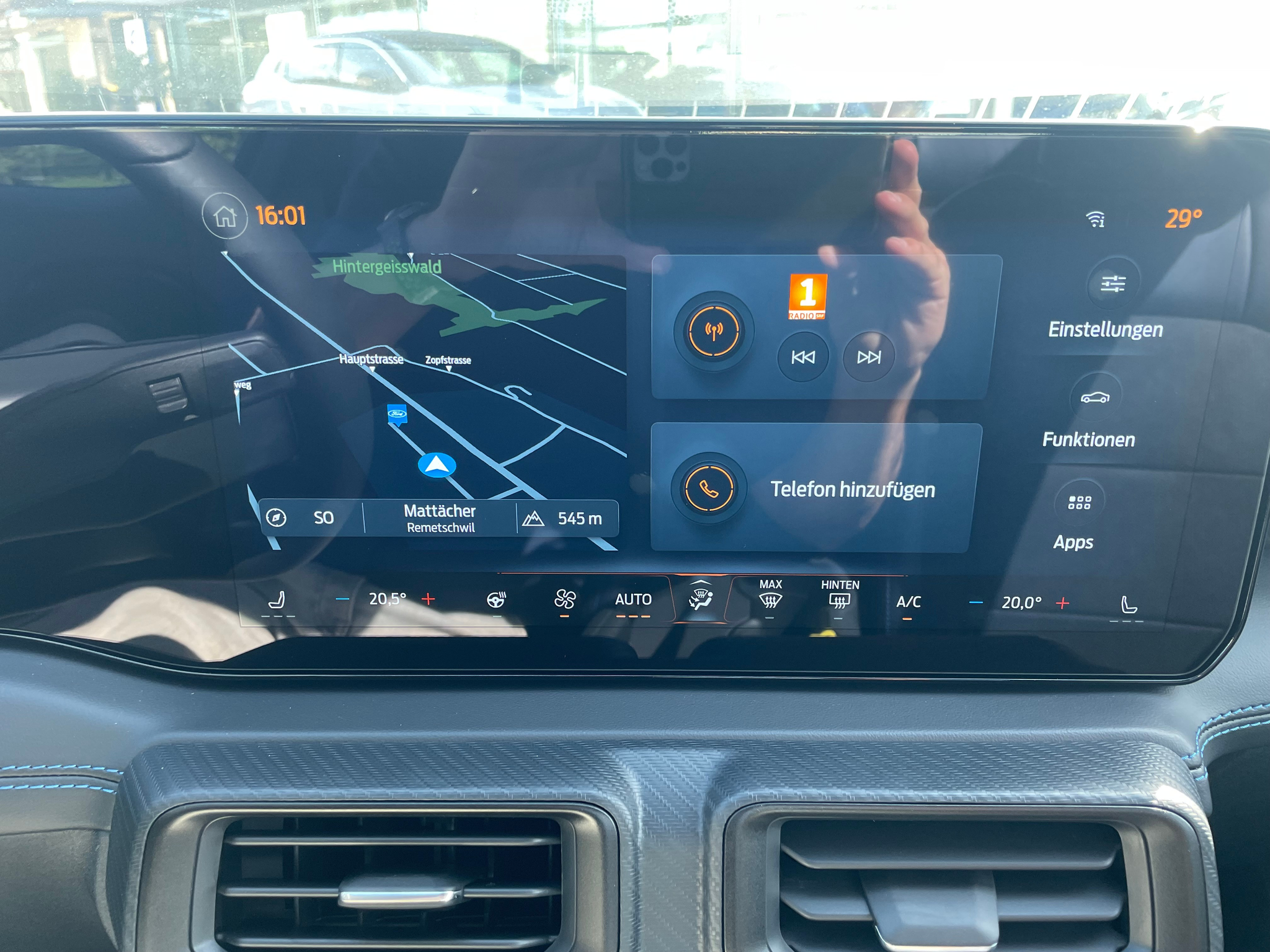 listing desktop thumbnail image 12