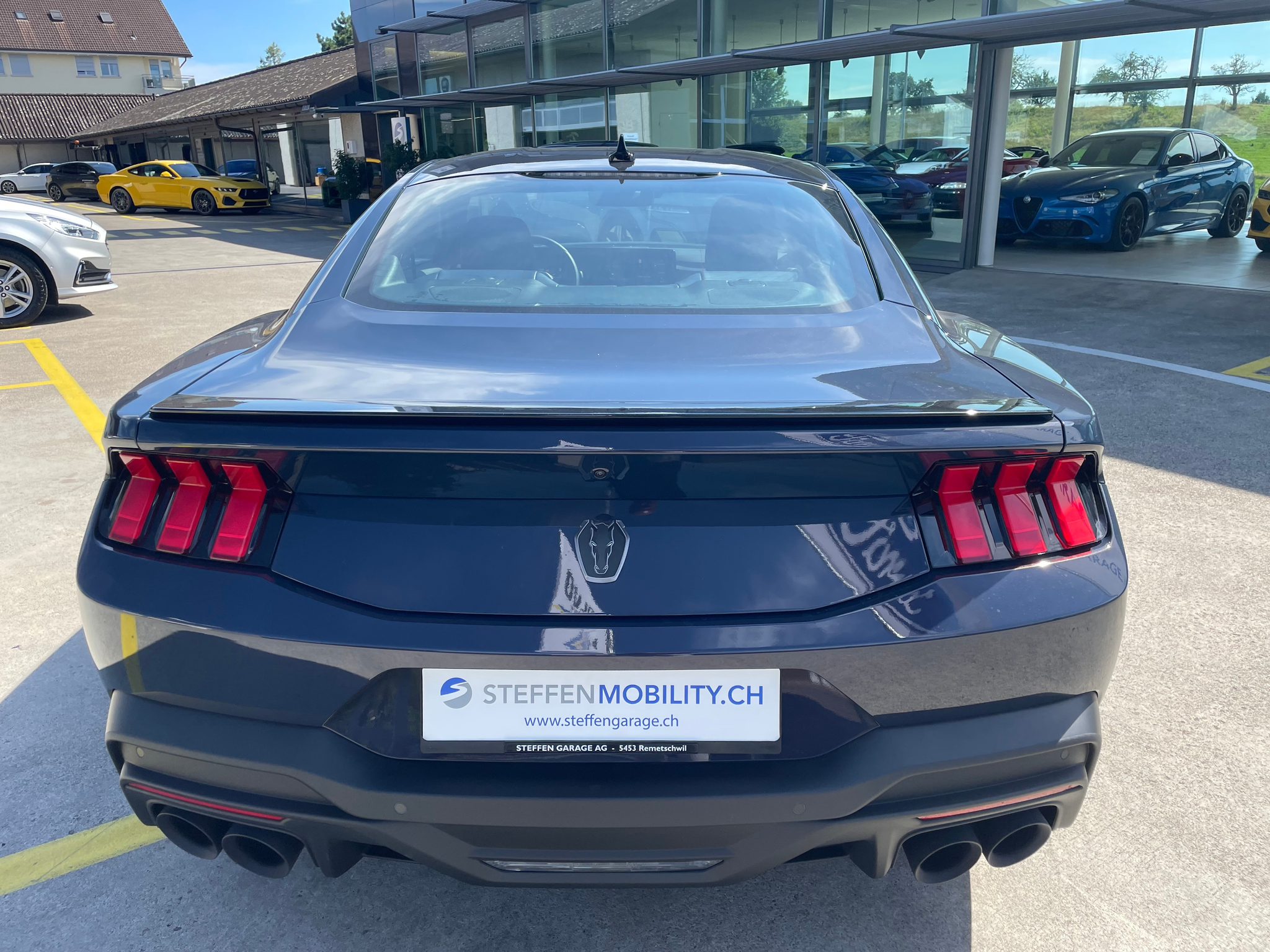 listing desktop thumbnail image 5