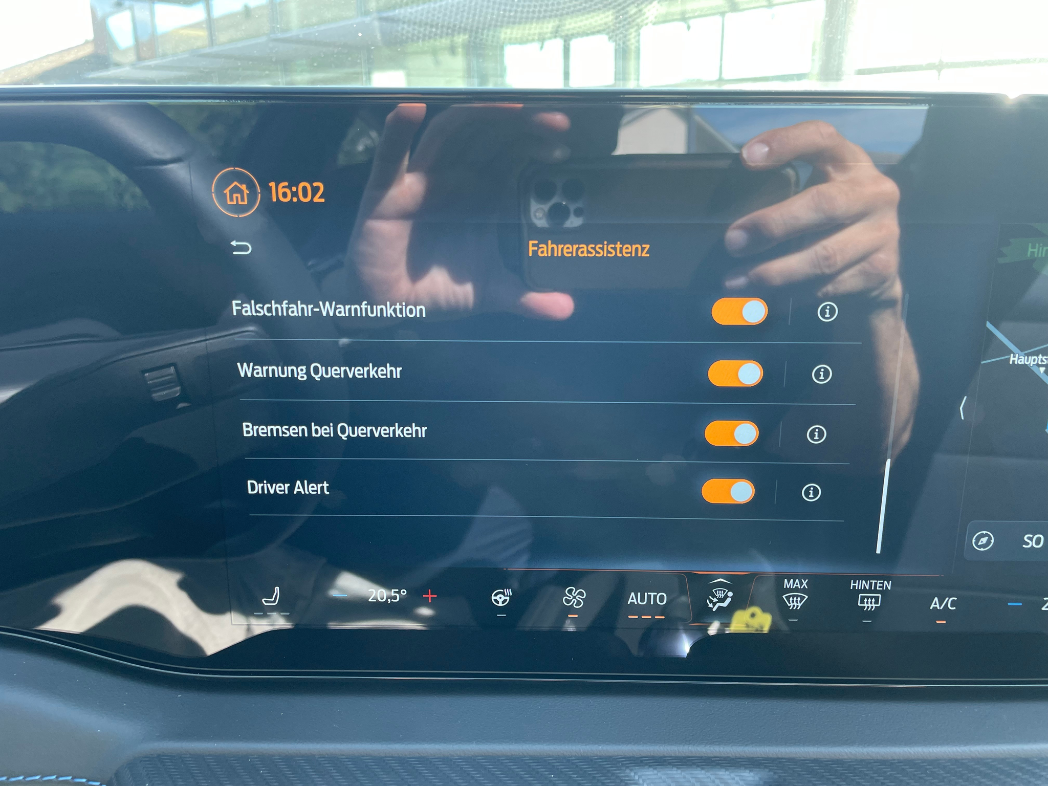listing desktop thumbnail image 16