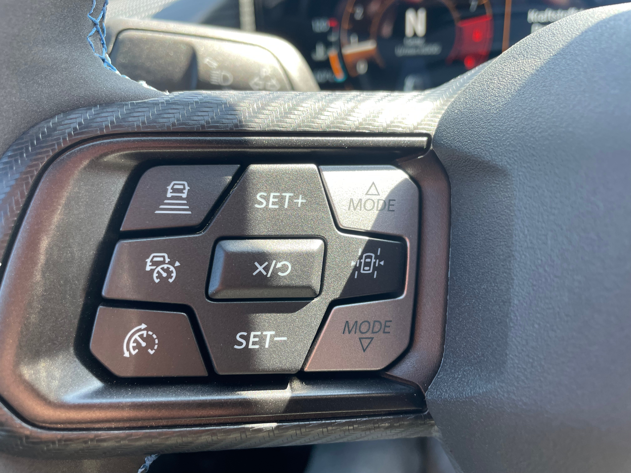 listing desktop thumbnail image 9