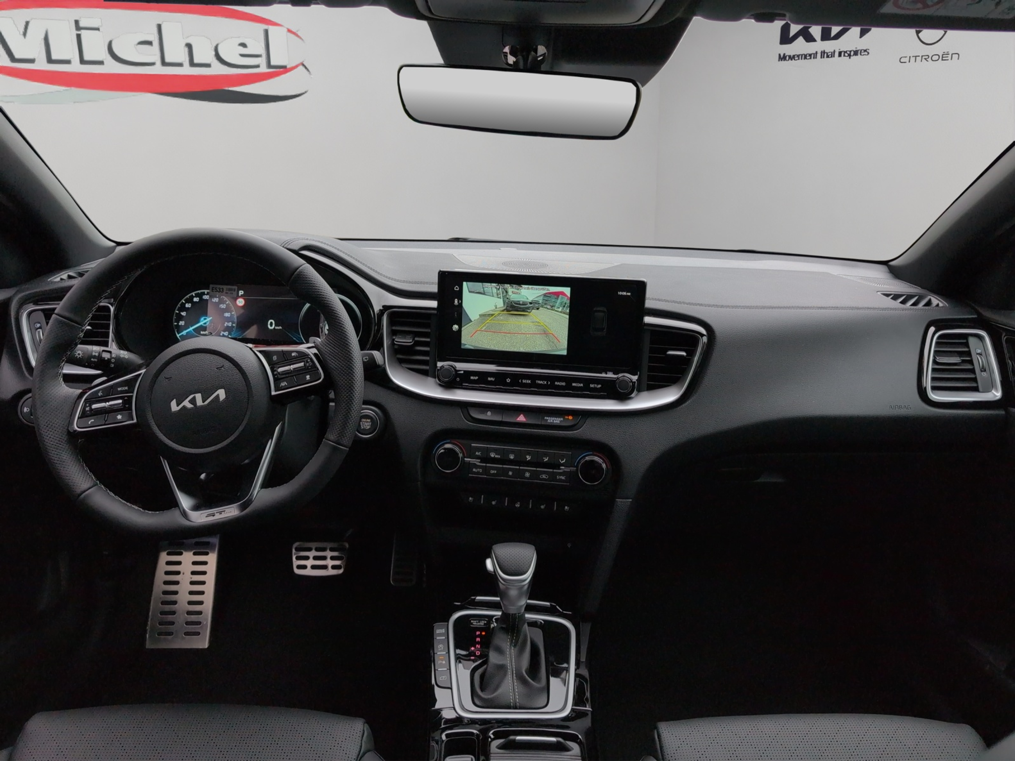 listing desktop thumbnail image 10