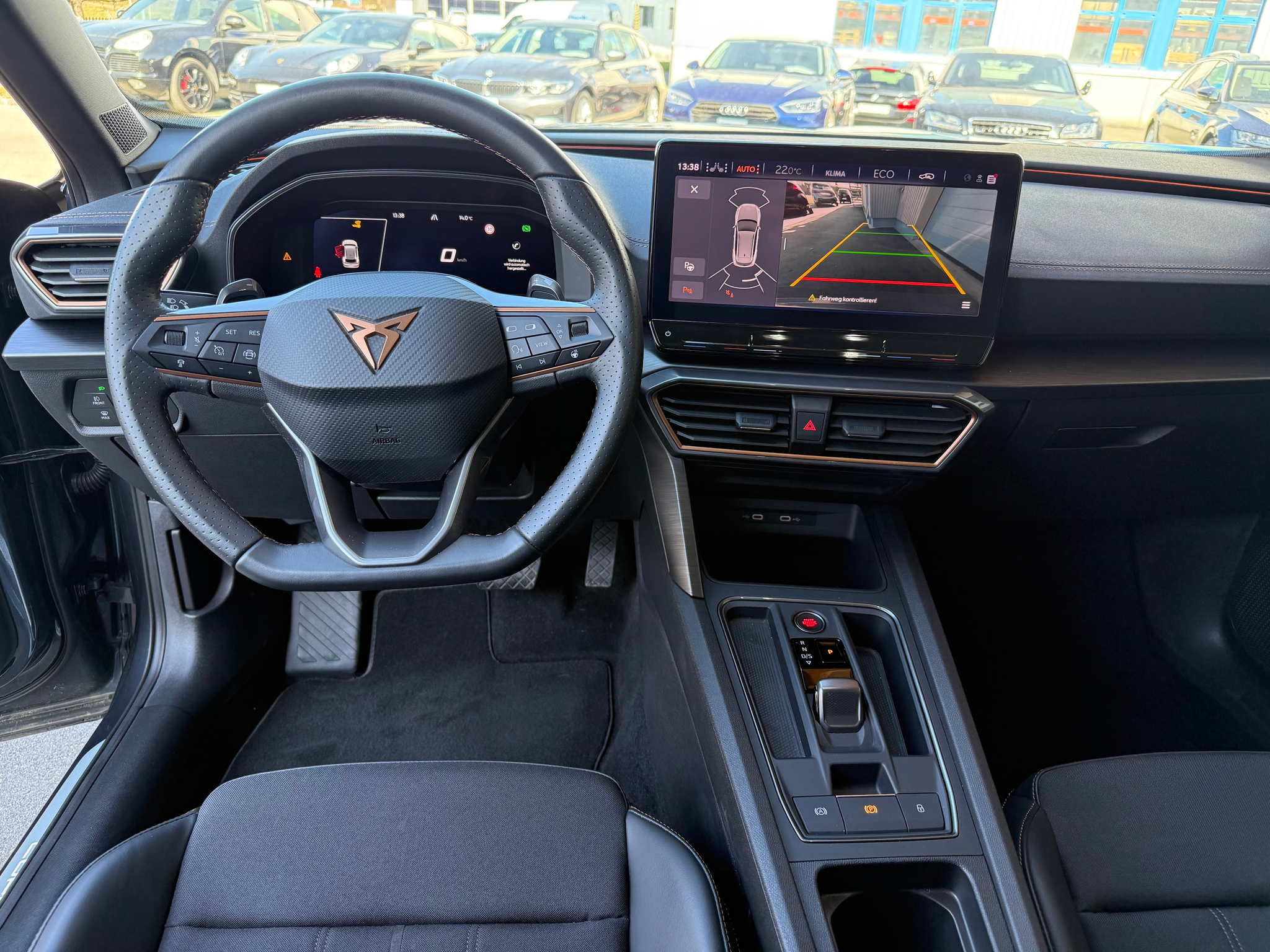 listing desktop thumbnail image 16