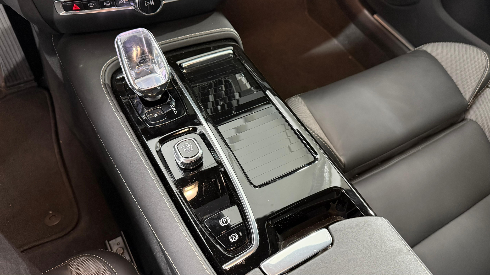 listing desktop thumbnail image 11