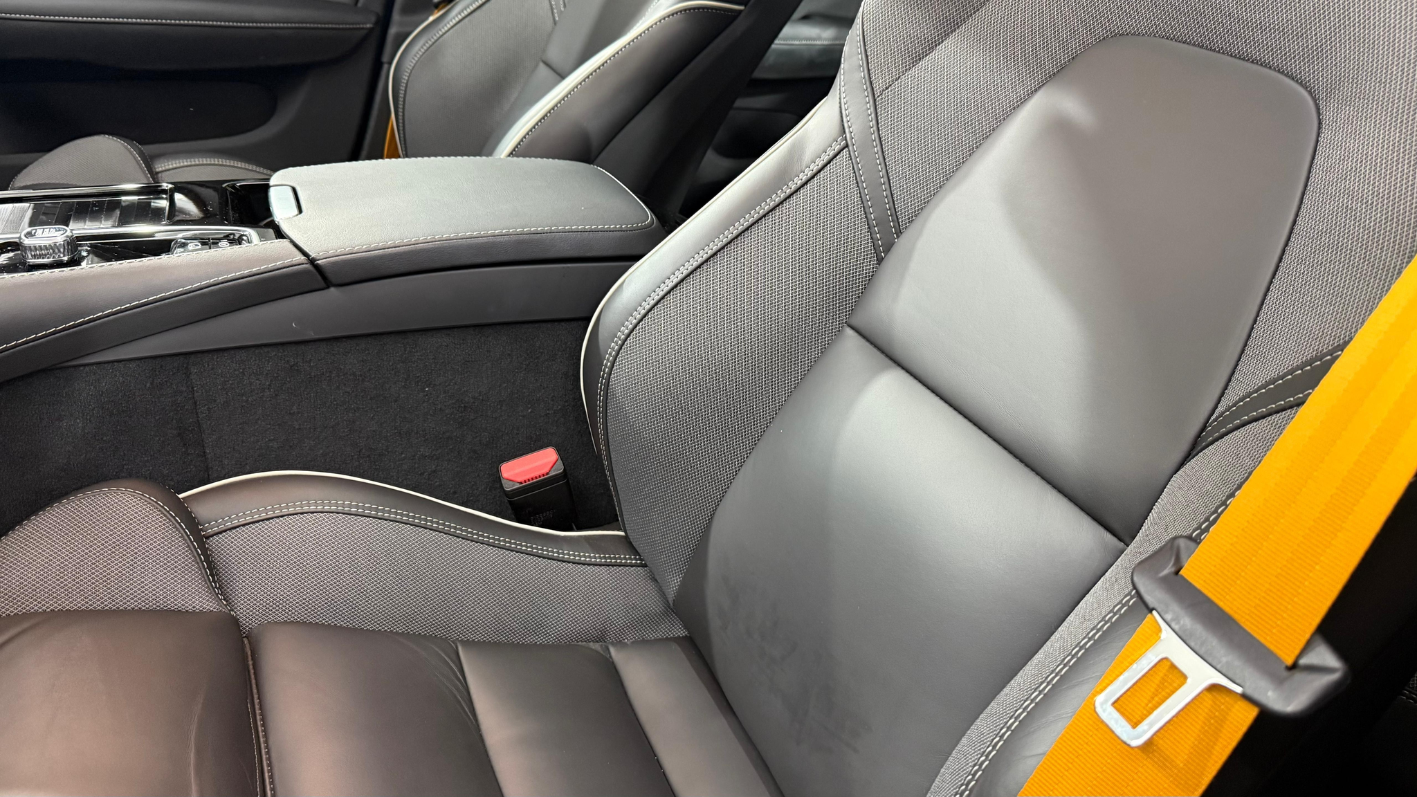 listing desktop thumbnail image 15