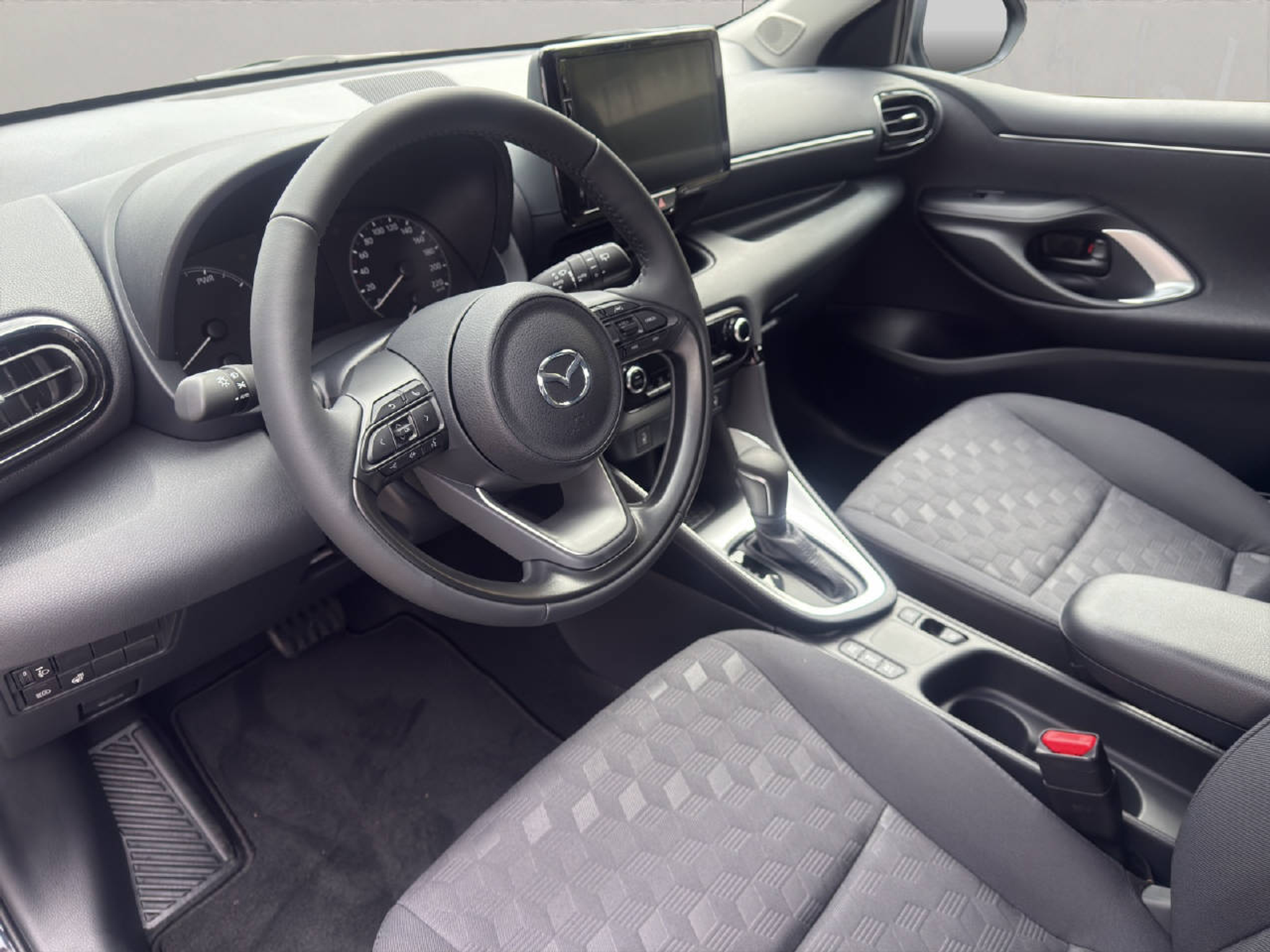 listing desktop thumbnail image 4