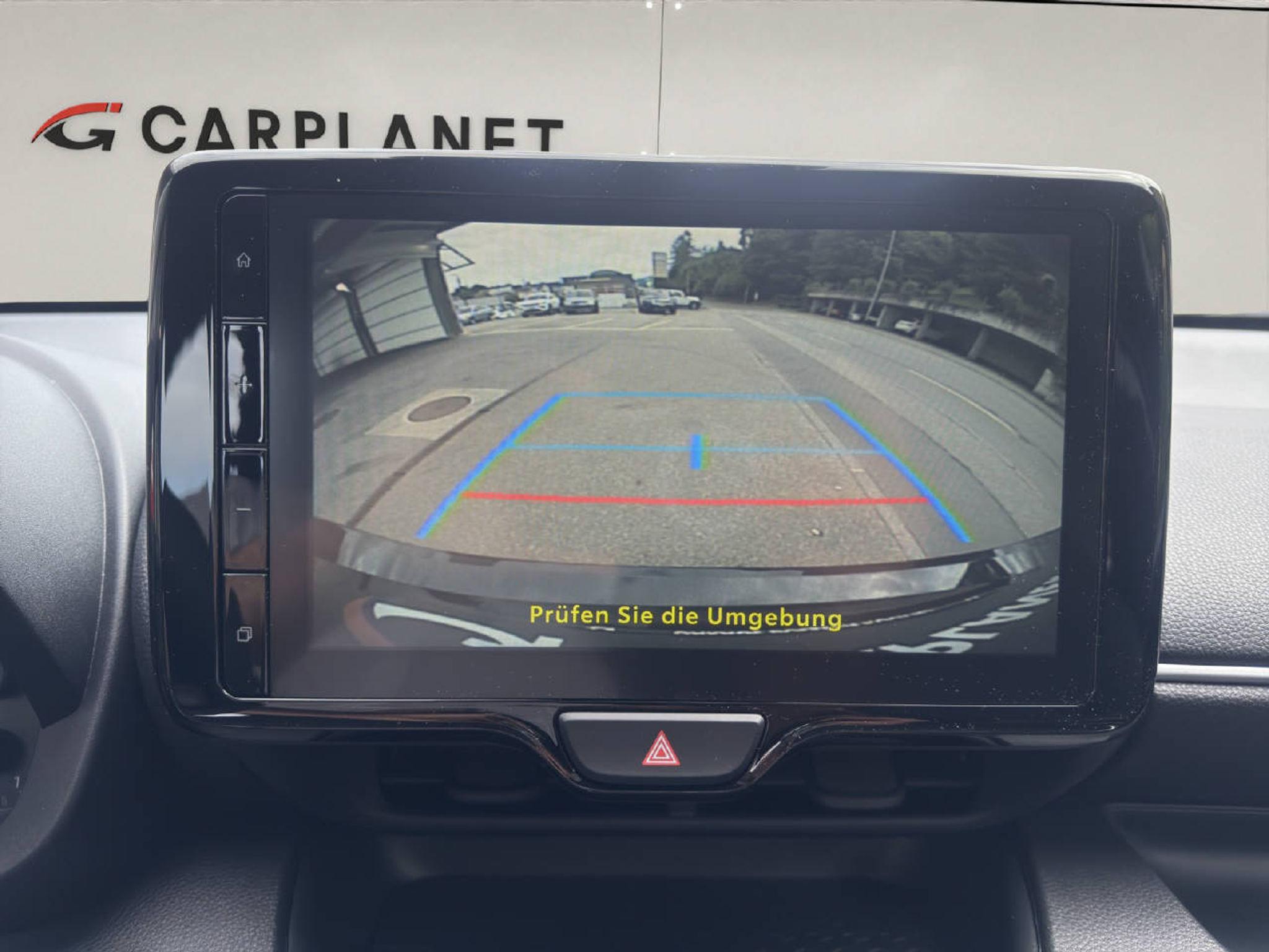 listing desktop thumbnail image 10