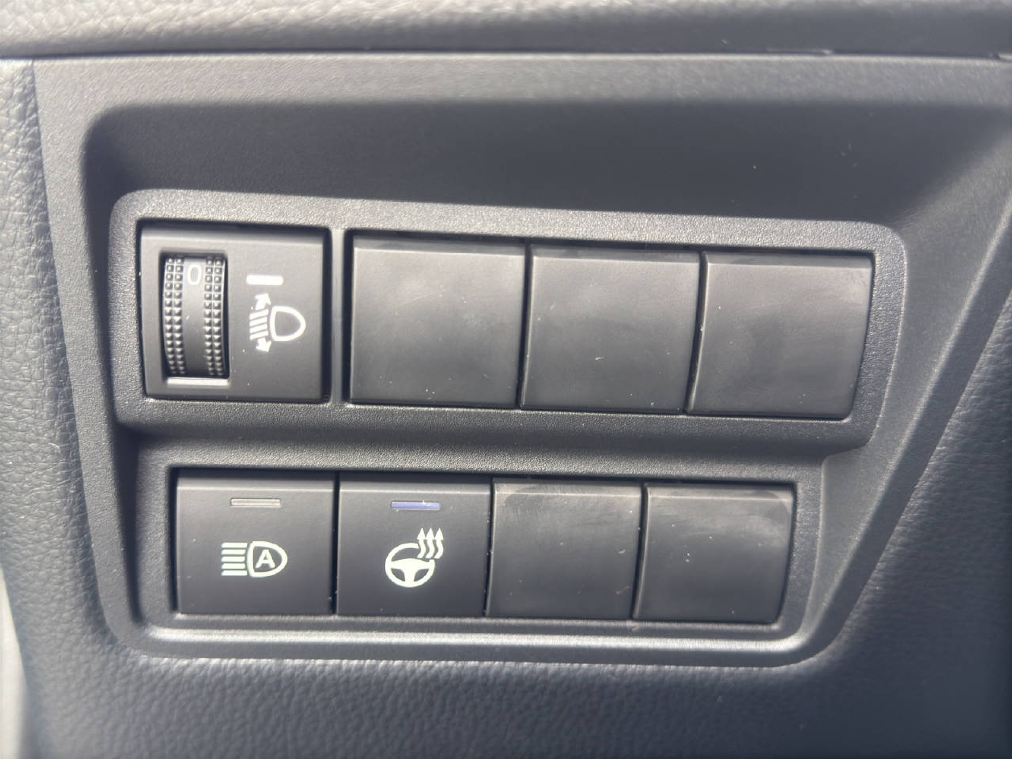 listing desktop thumbnail image 13