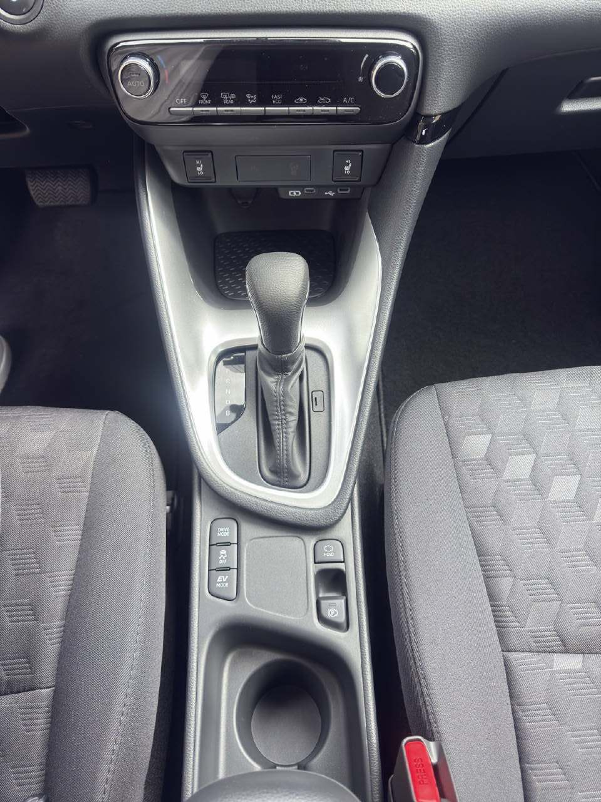 listing desktop thumbnail image 12