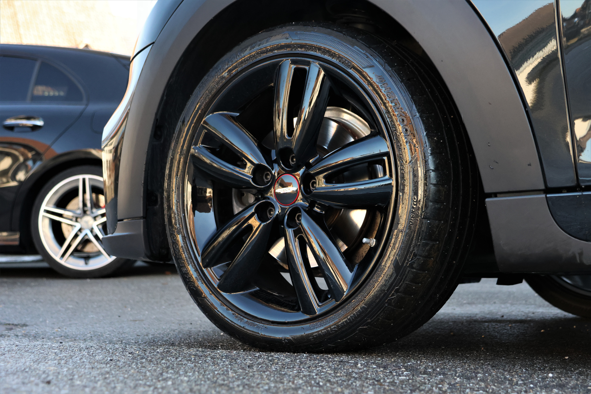 listing desktop thumbnail image 7