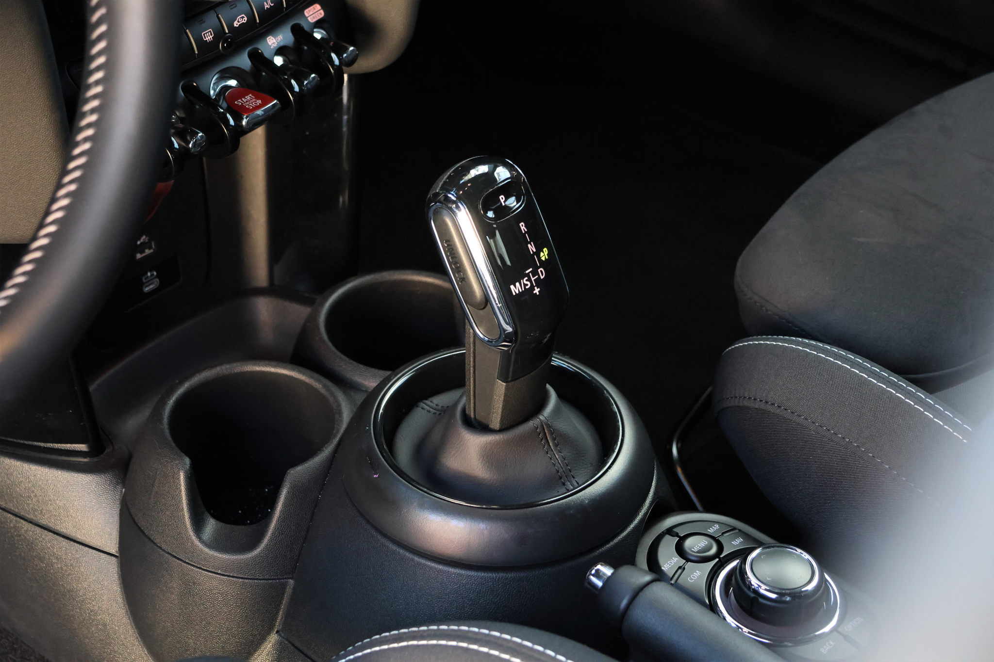 listing desktop thumbnail image 11