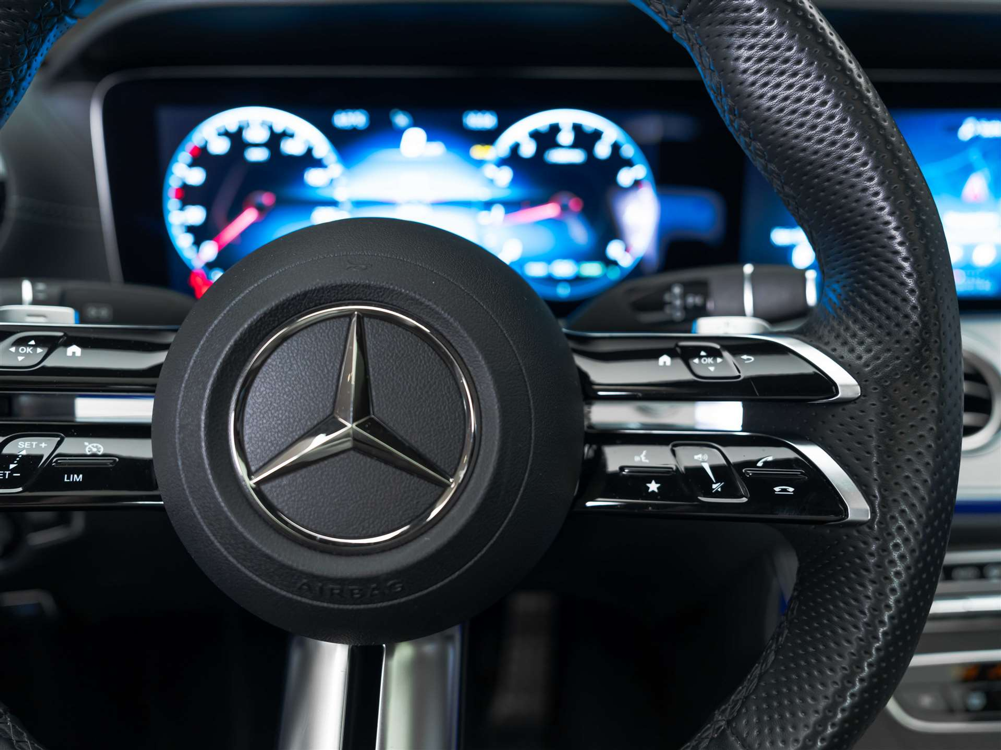 listing desktop thumbnail image 30