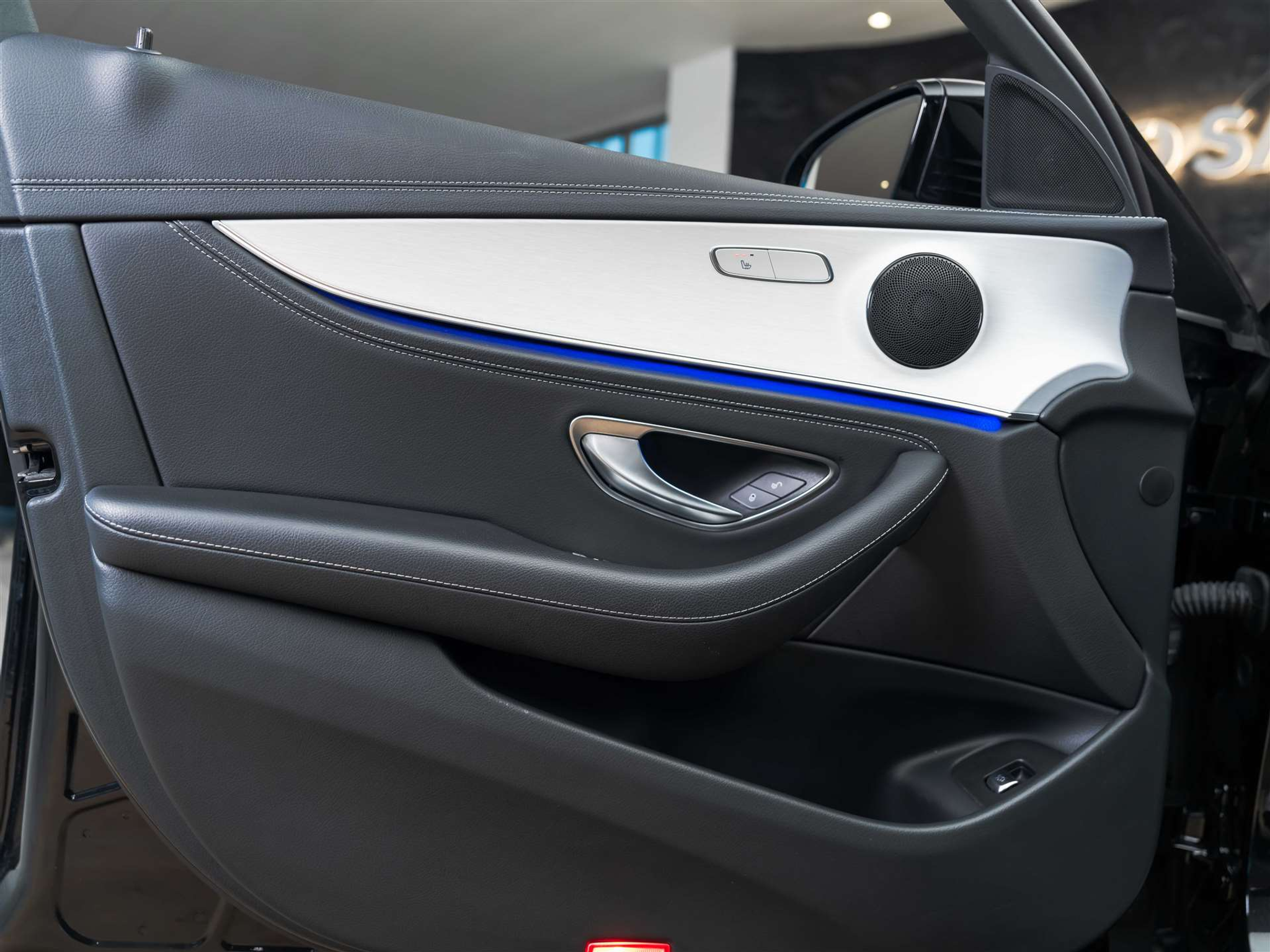 listing desktop thumbnail image 21