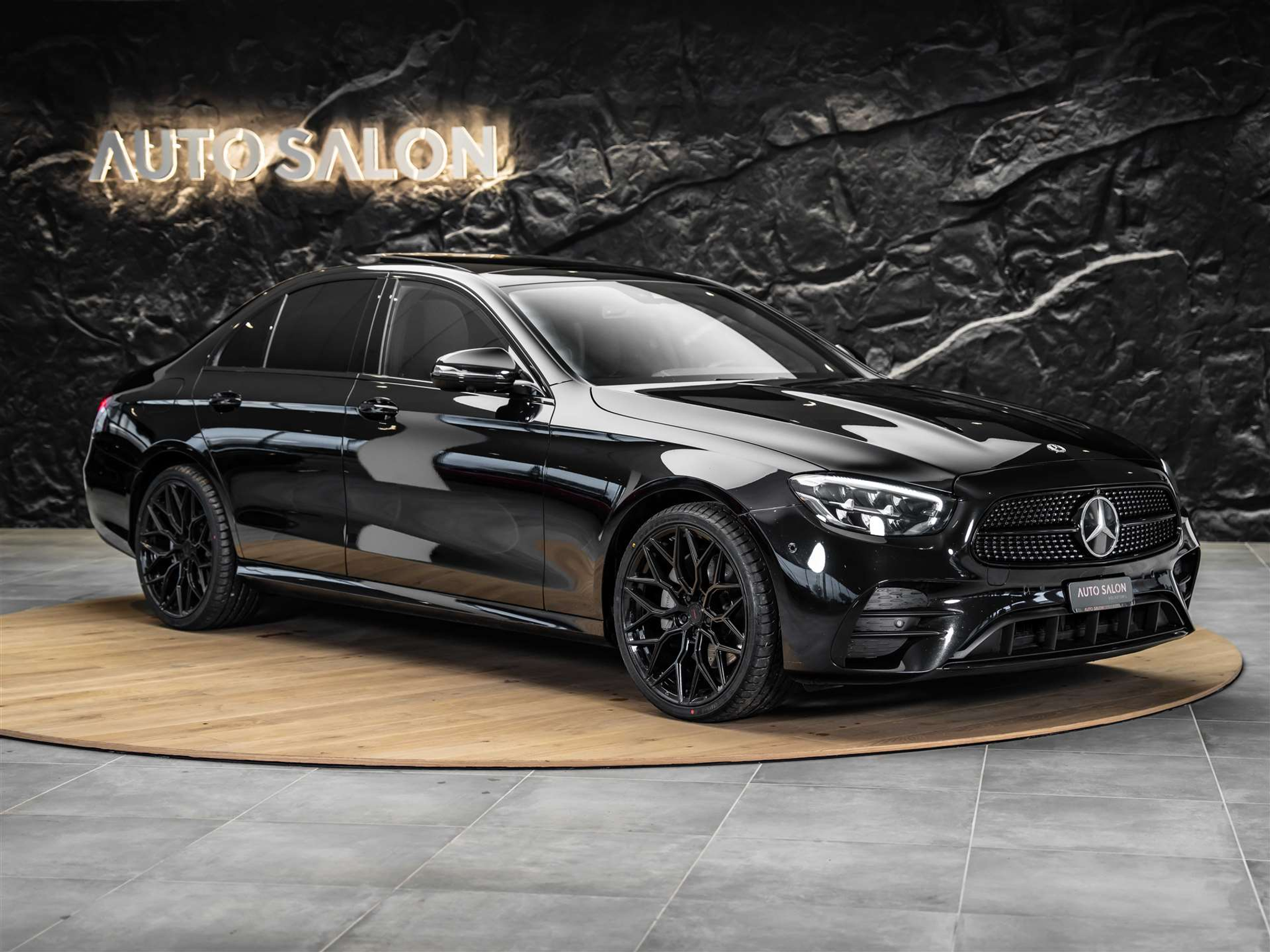 listing desktop thumbnail image 4