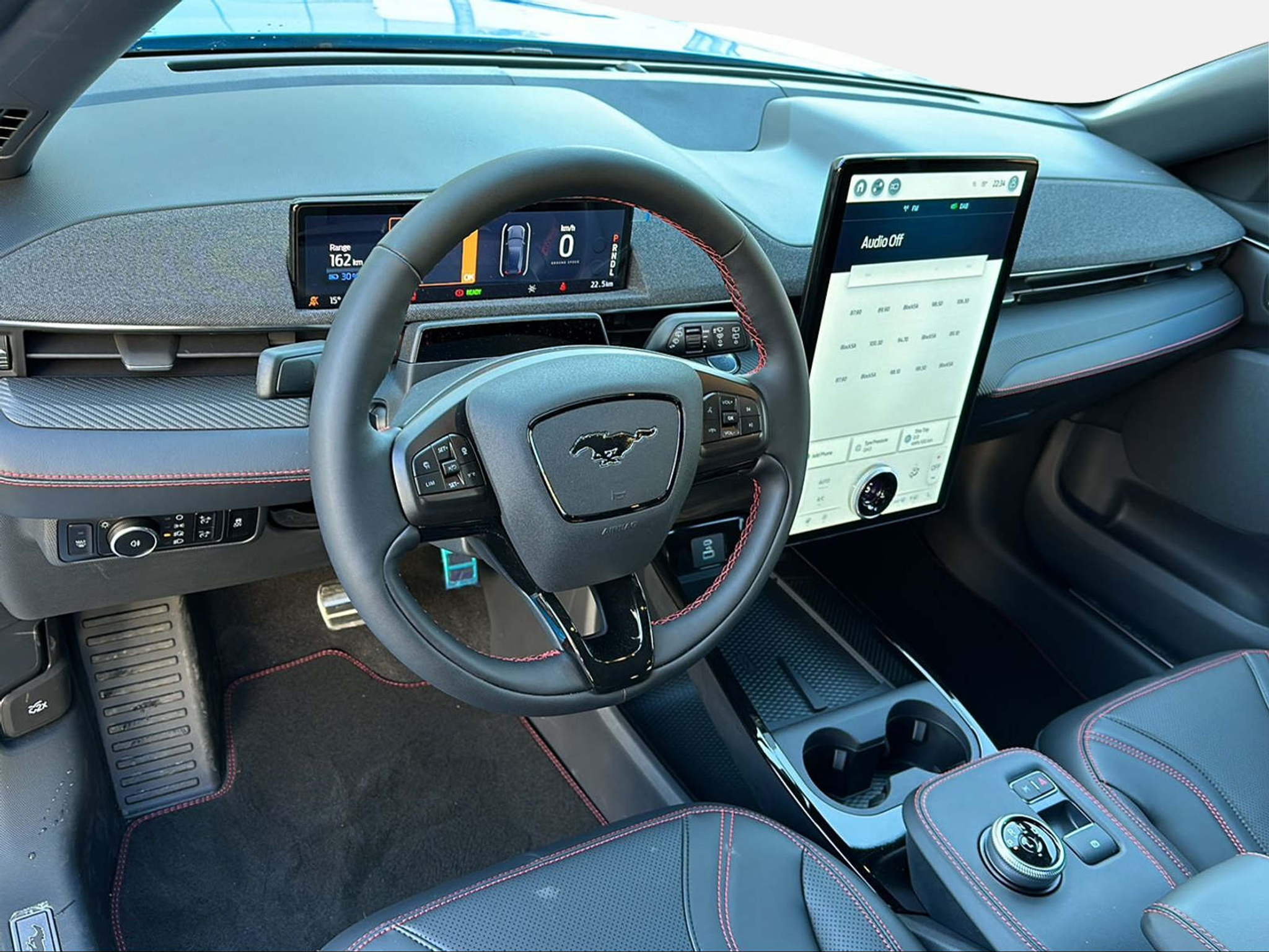 listing desktop thumbnail image 10