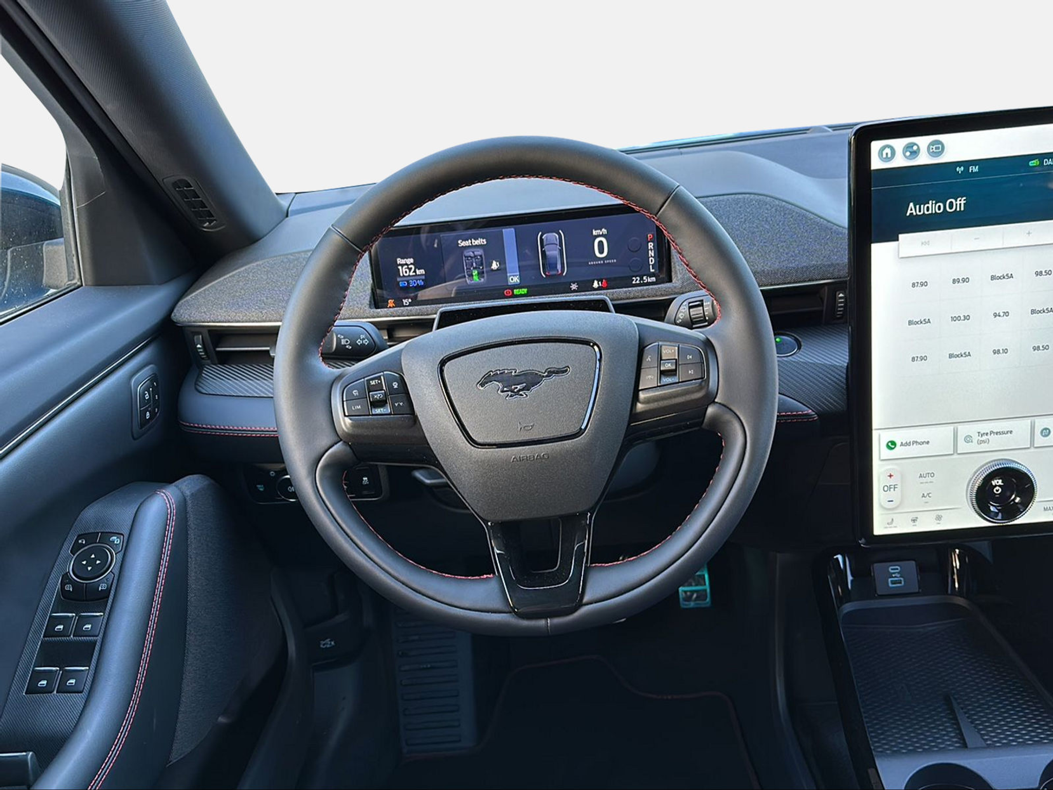 listing desktop thumbnail image 11