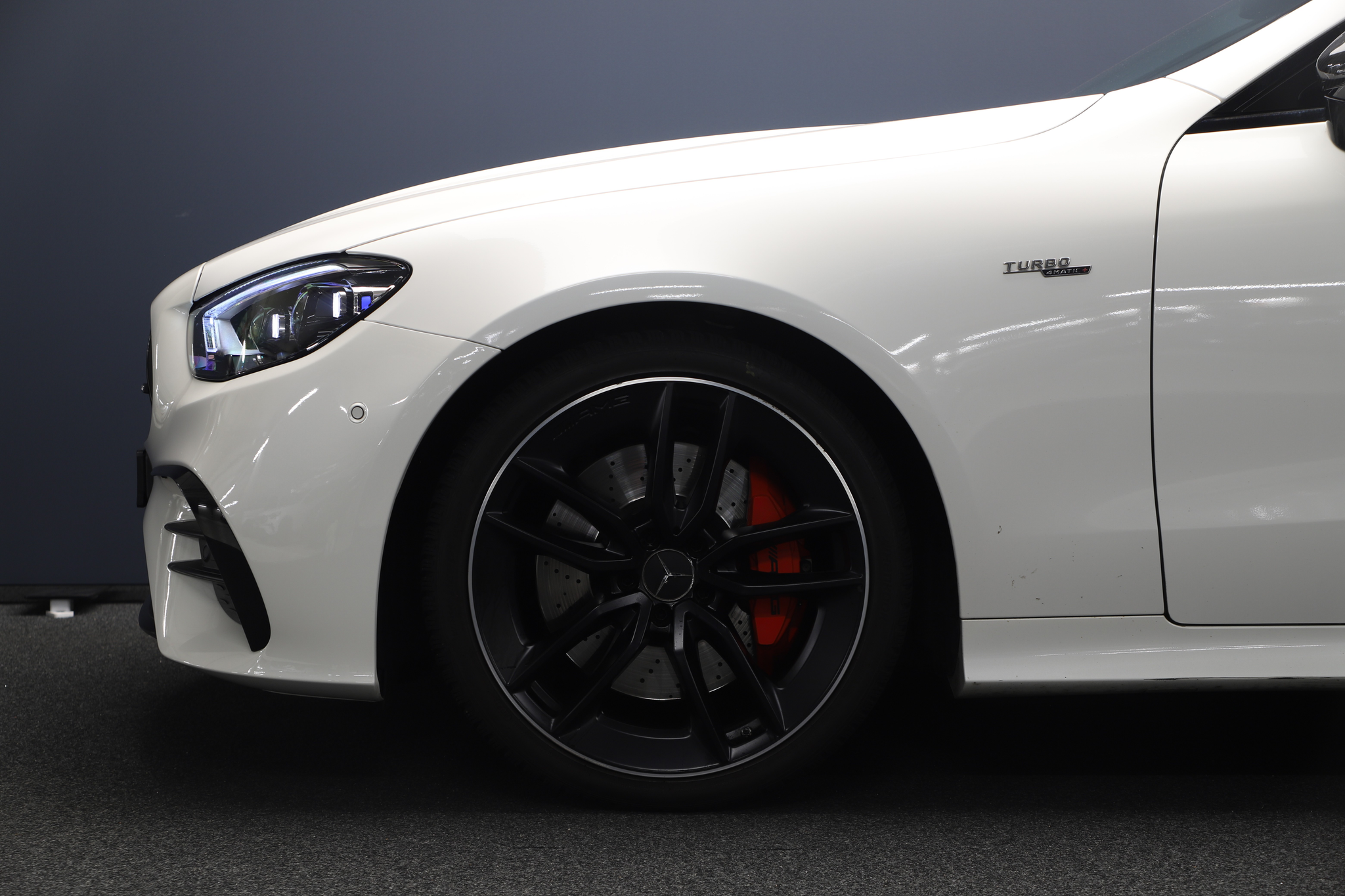 listing desktop thumbnail image 4