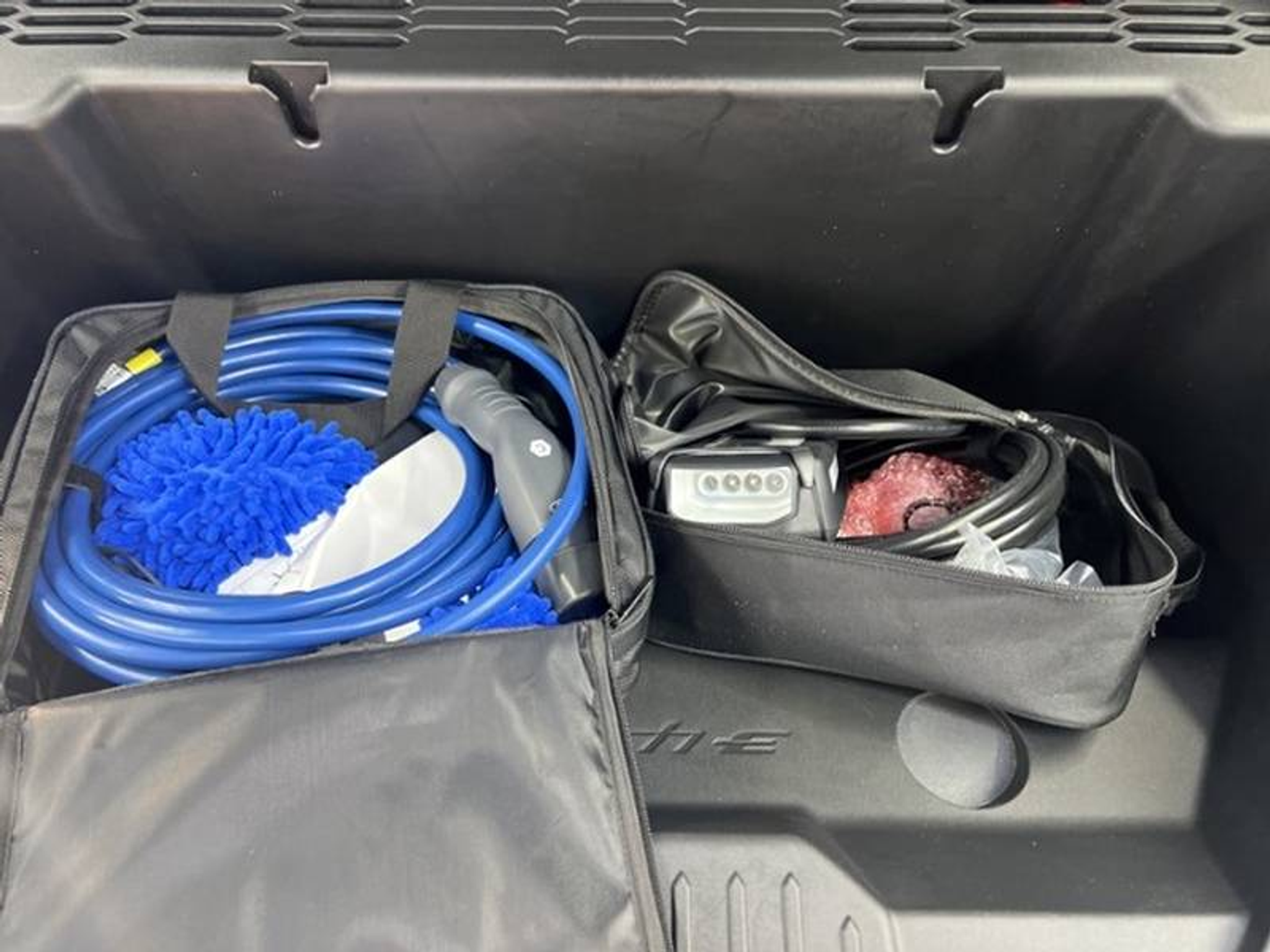 listing desktop thumbnail image 16