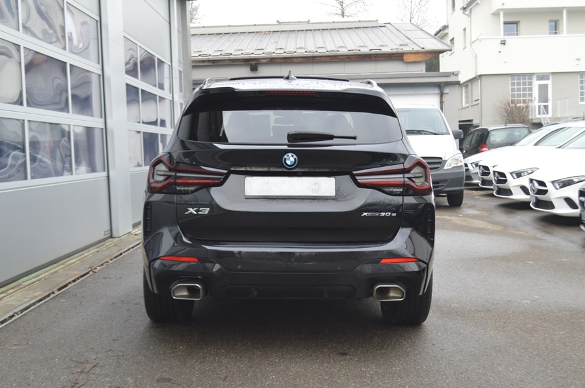 listing desktop thumbnail image 12