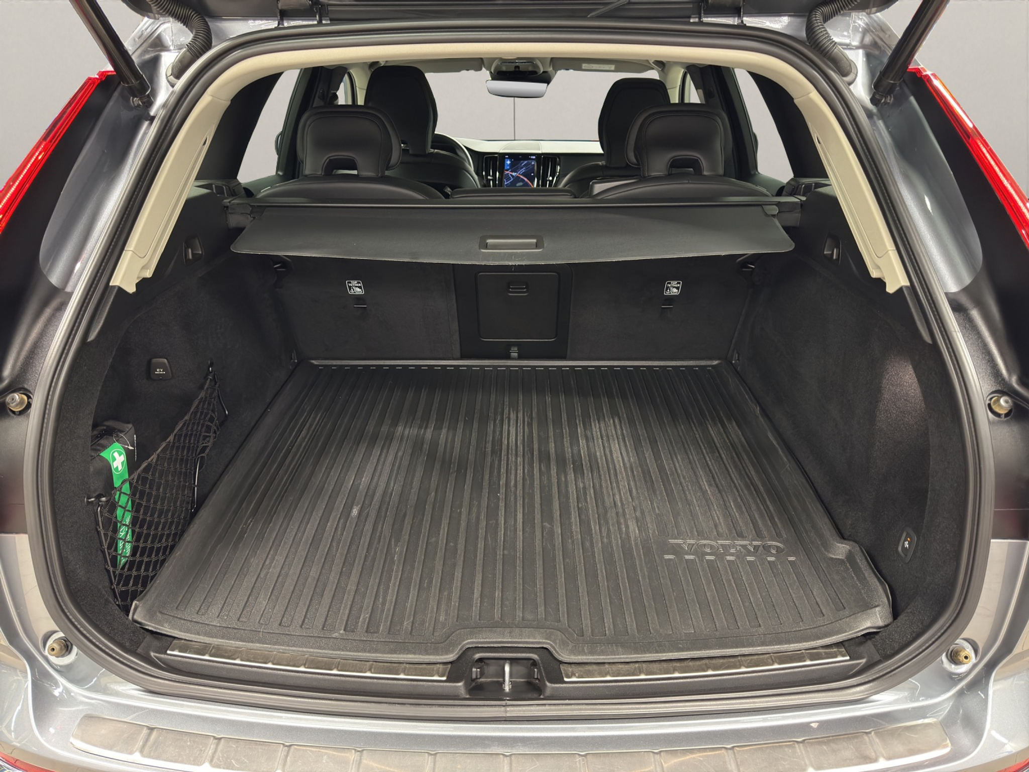 listing desktop thumbnail image 10