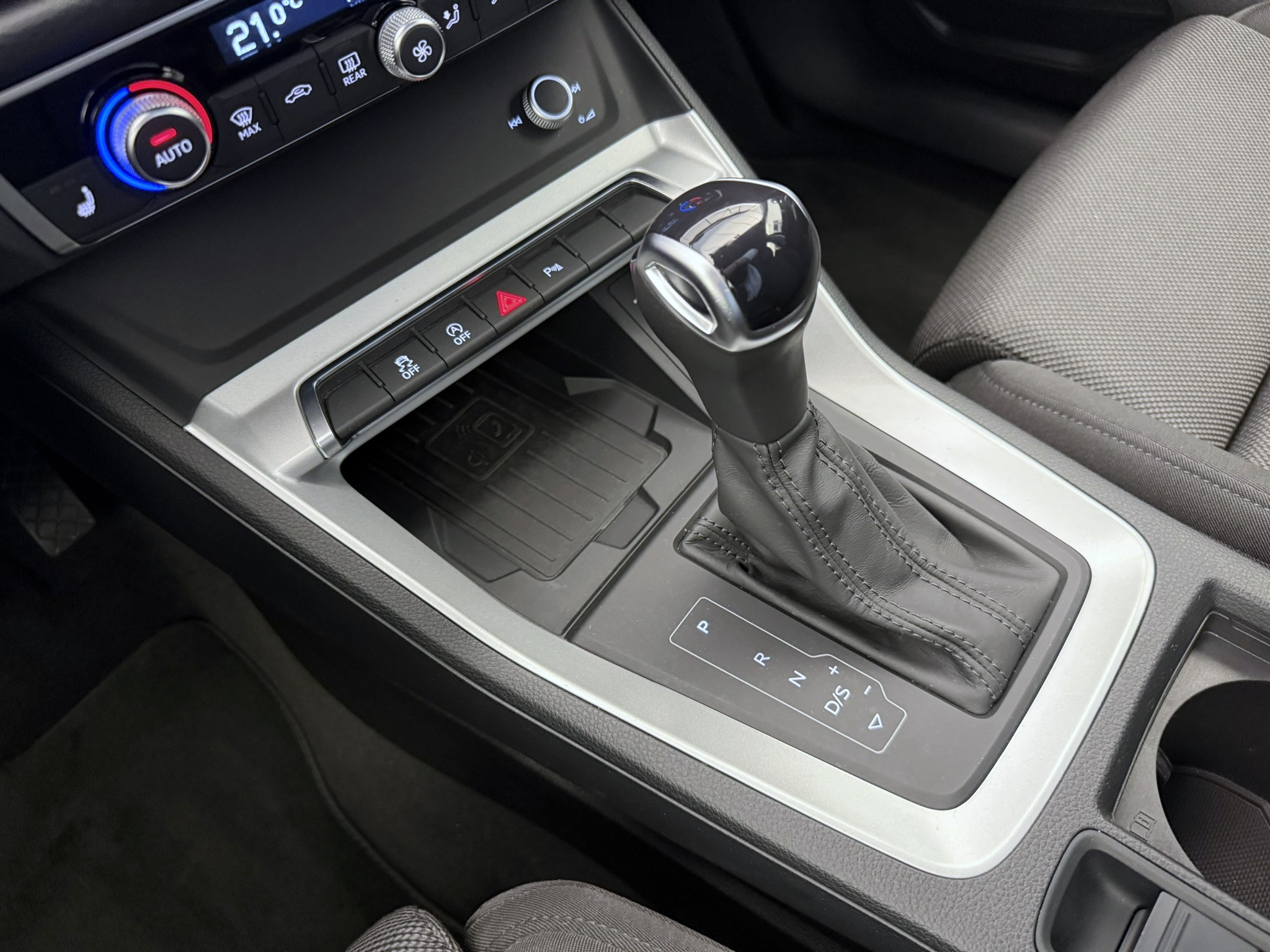 listing desktop thumbnail image 11