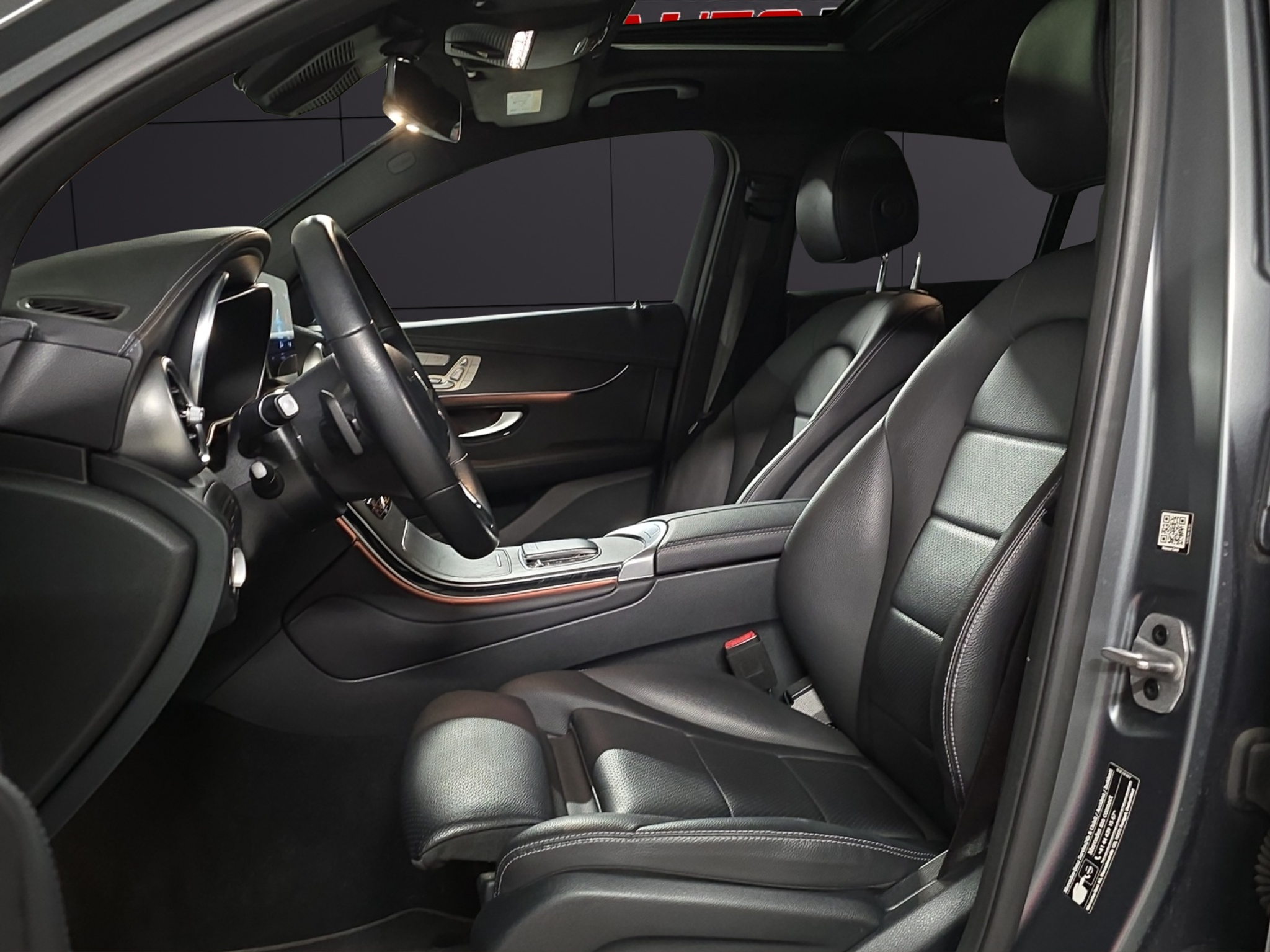 listing desktop thumbnail image 8