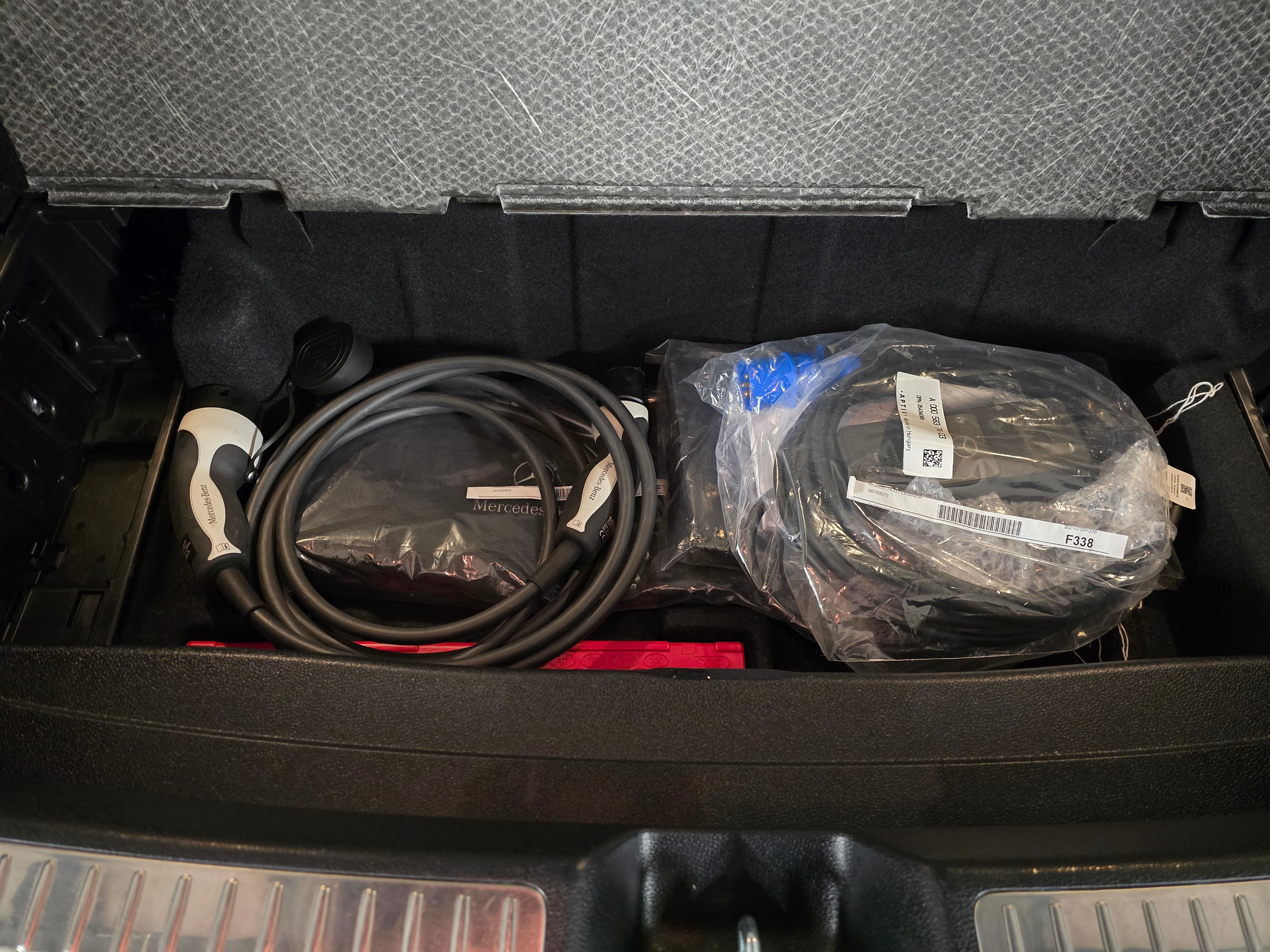 listing desktop thumbnail image 24