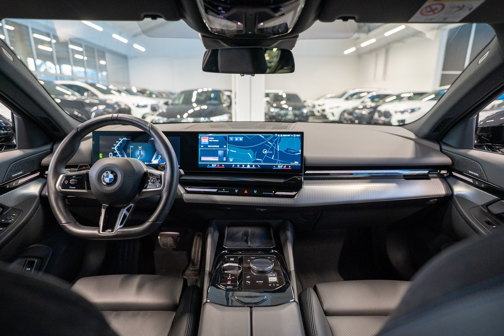 listing desktop thumbnail image 20