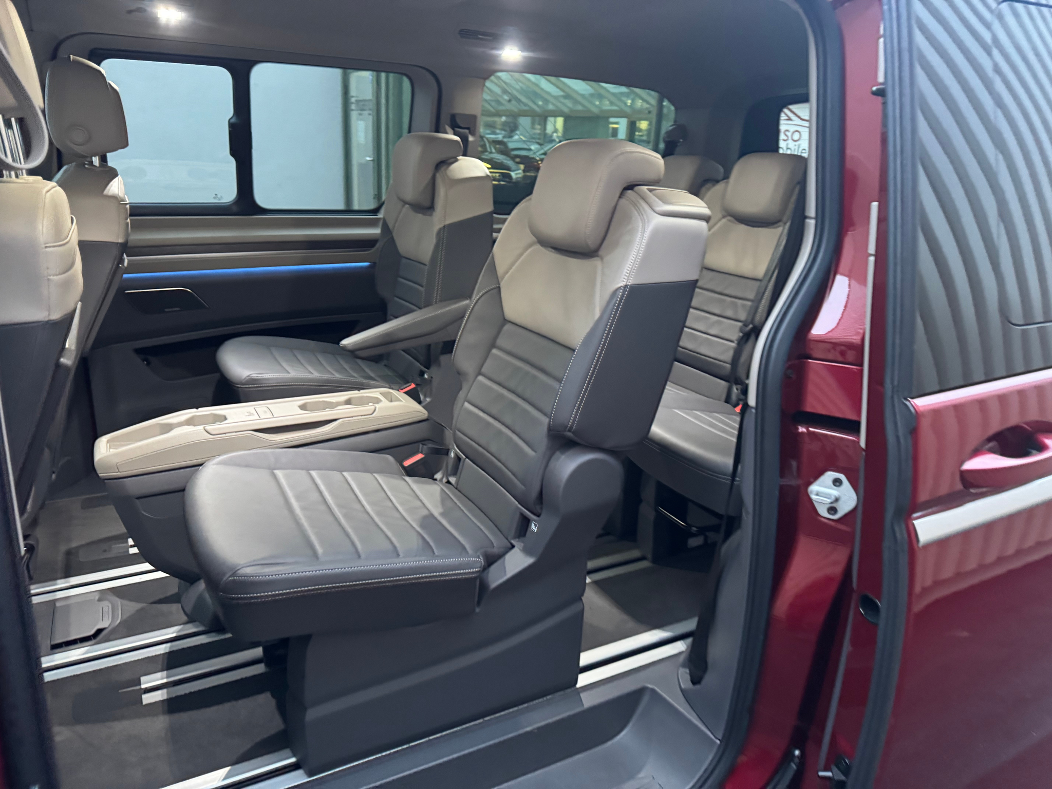 listing desktop thumbnail image 11