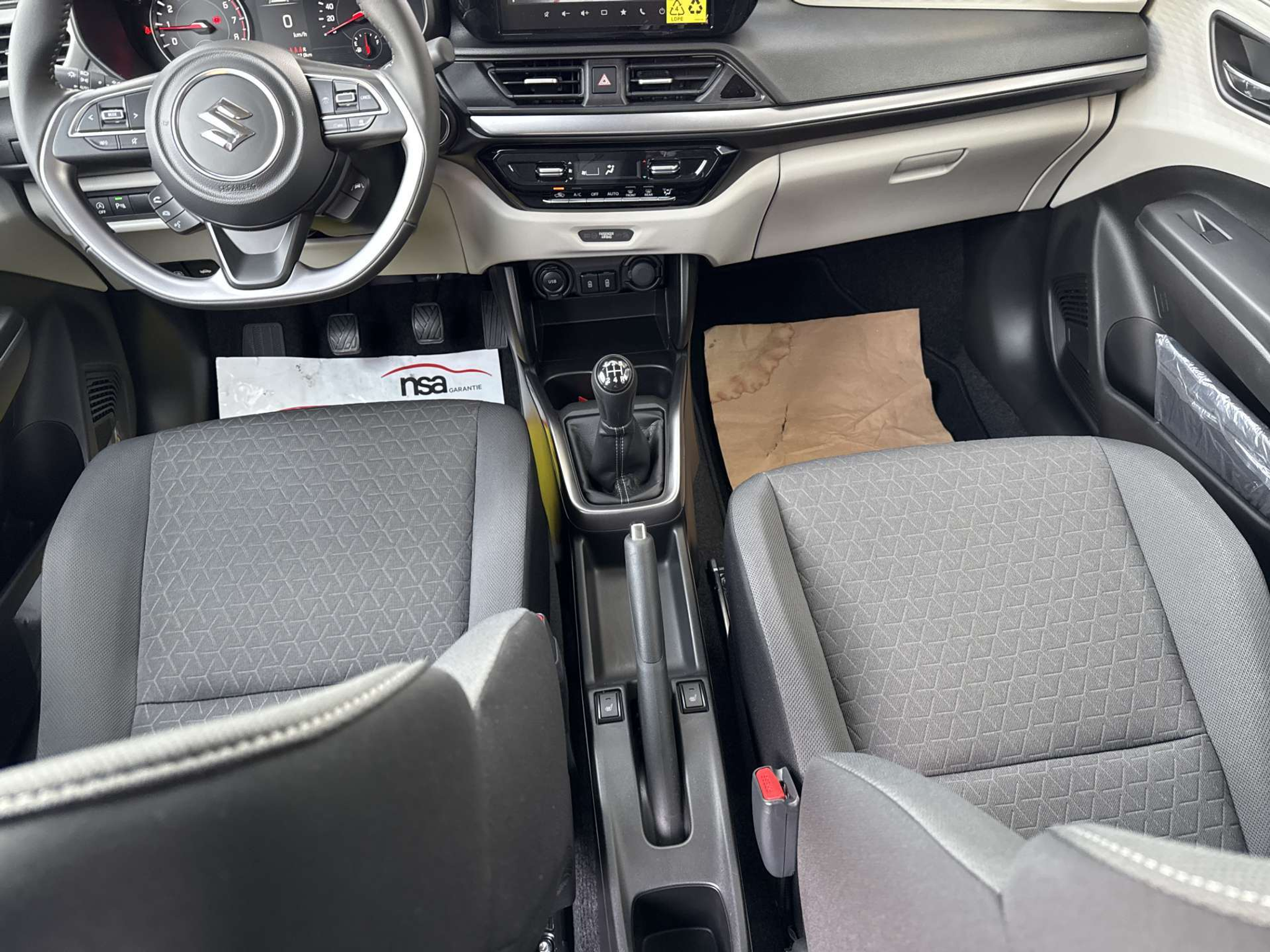 listing desktop thumbnail image 13