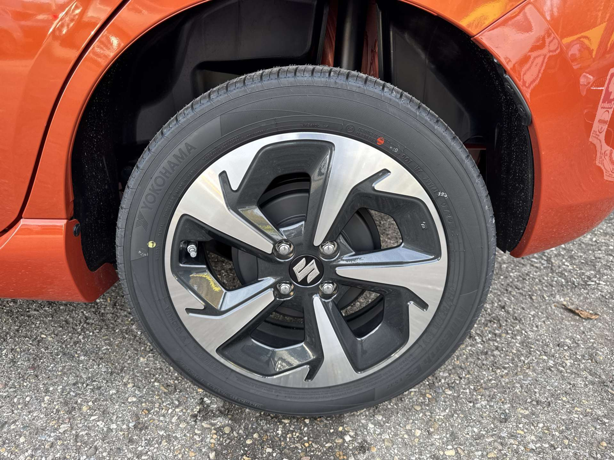 listing desktop thumbnail image 9