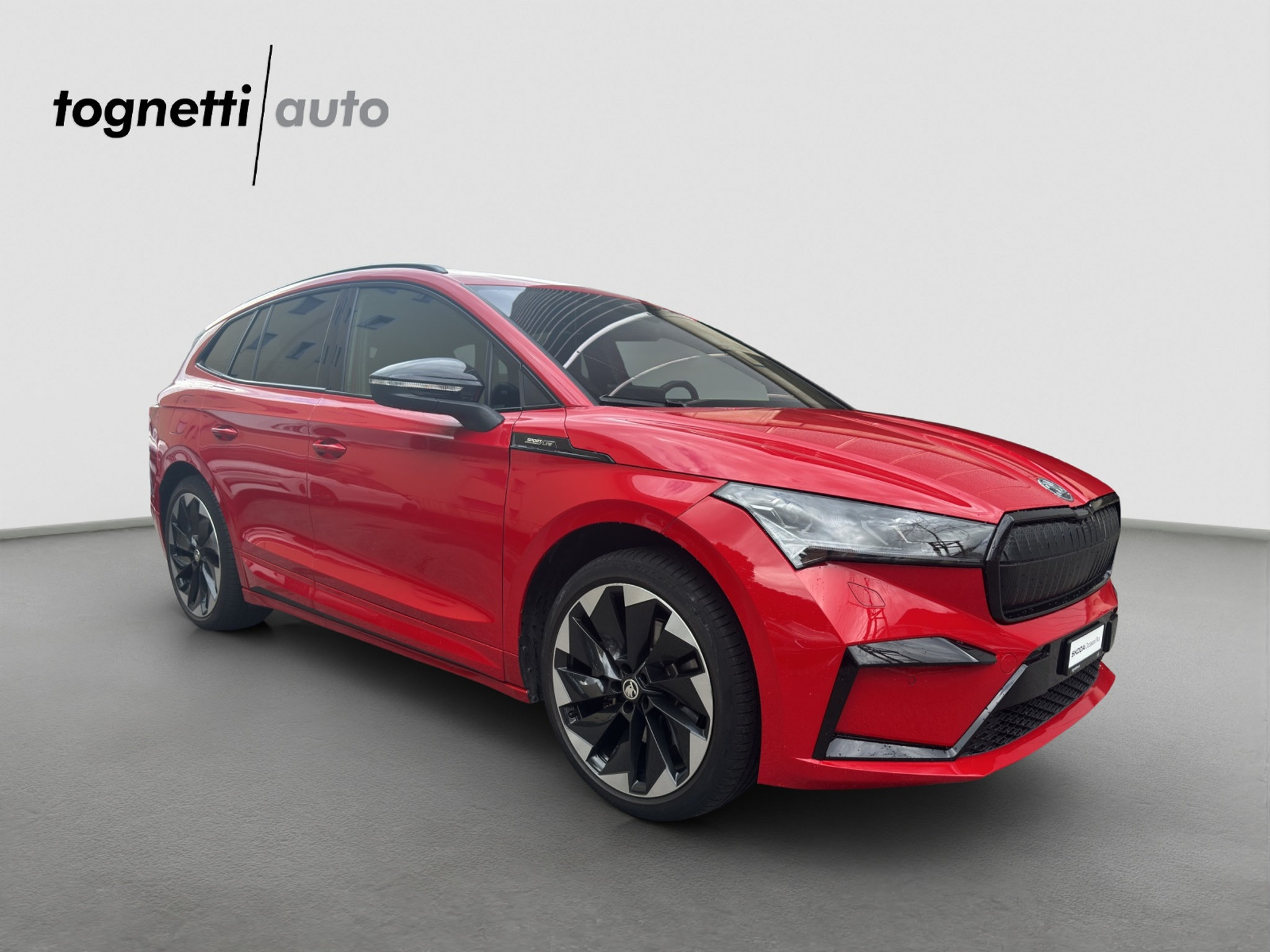 listing desktop thumbnail image 1