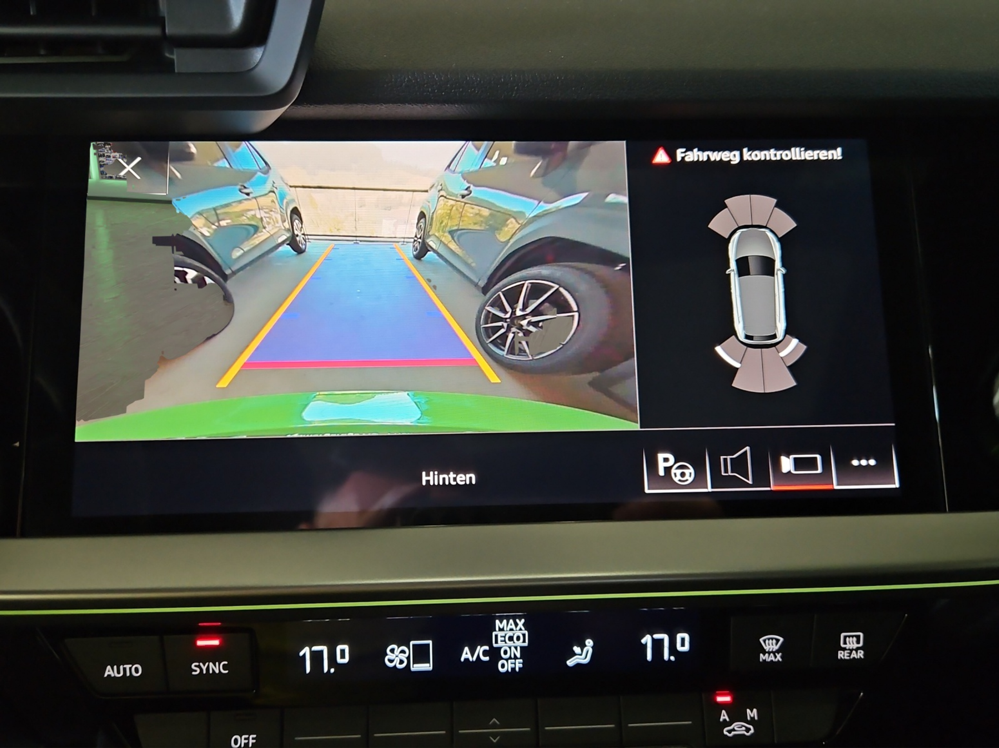 listing desktop thumbnail image 14