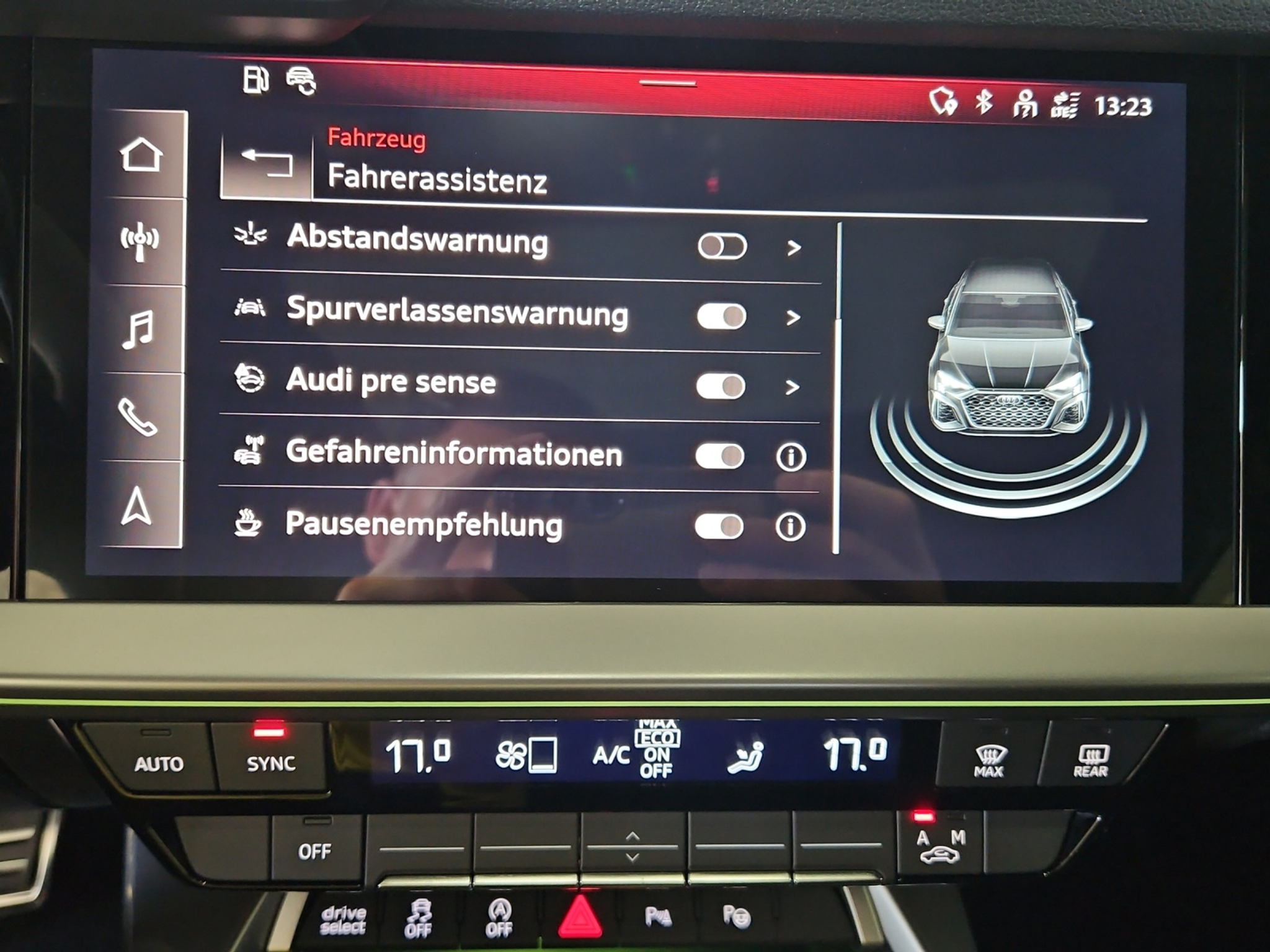 listing desktop thumbnail image 16