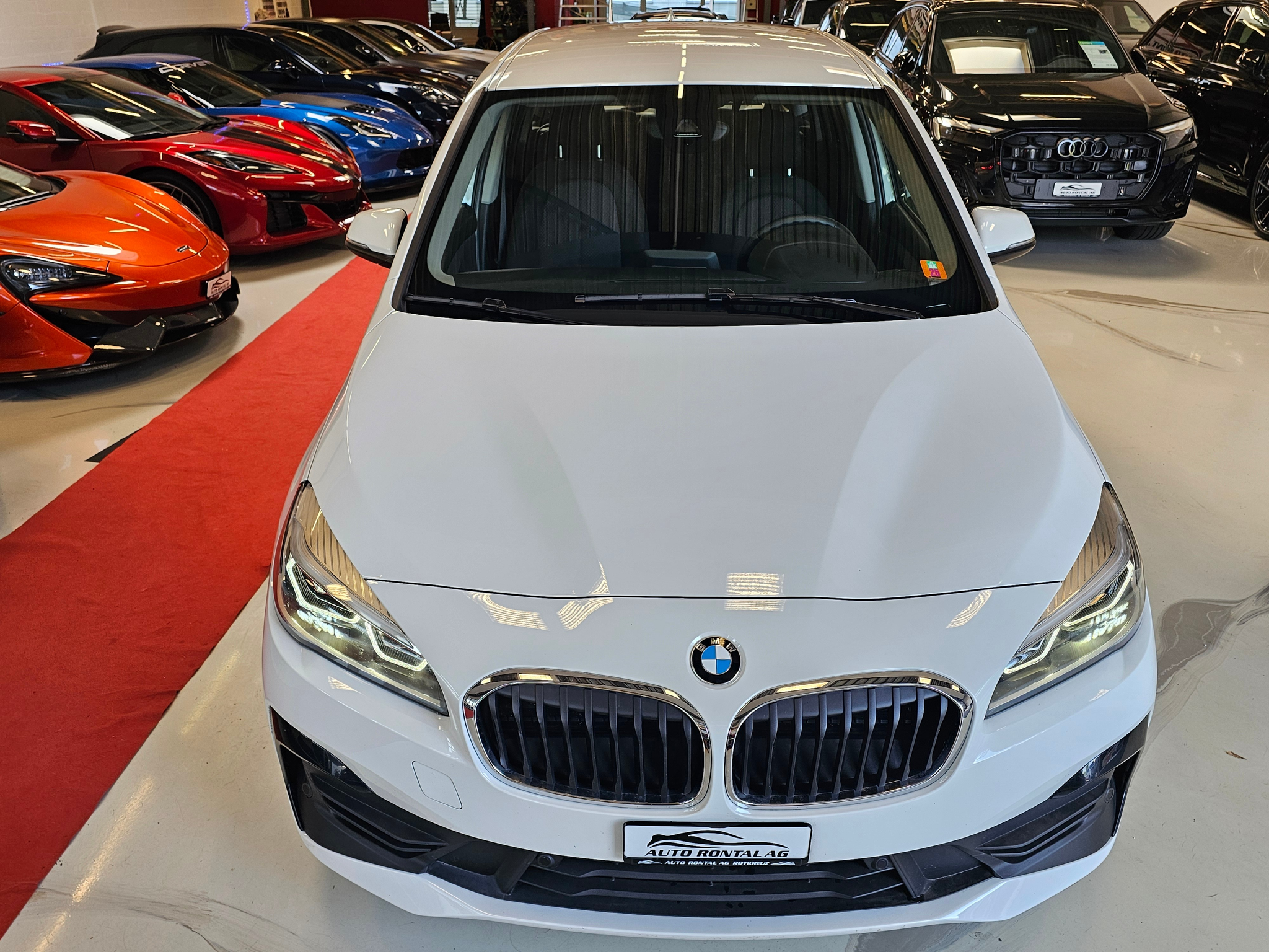 listing desktop thumbnail image 3