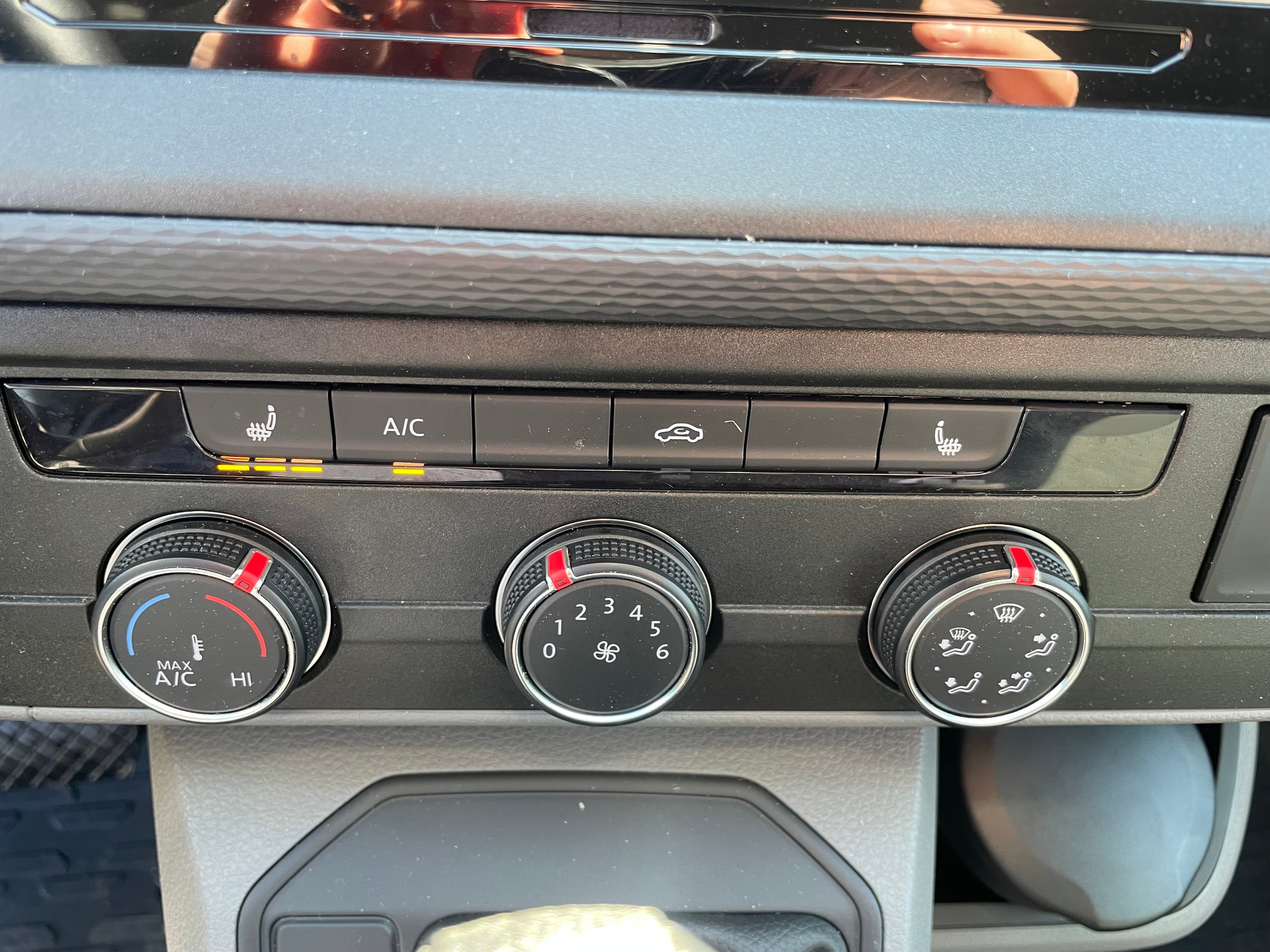 listing desktop thumbnail image 10