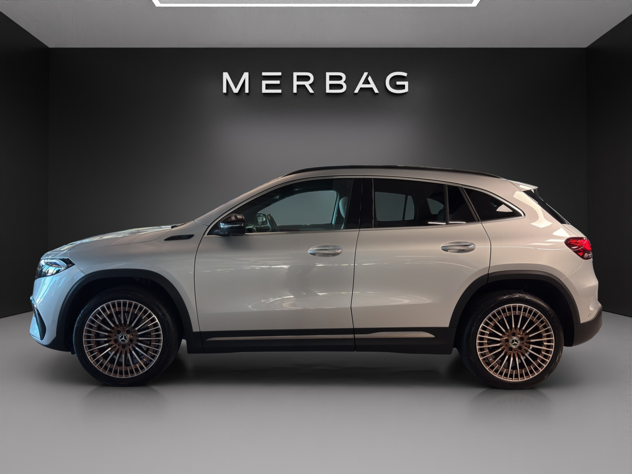 listing desktop thumbnail image 1