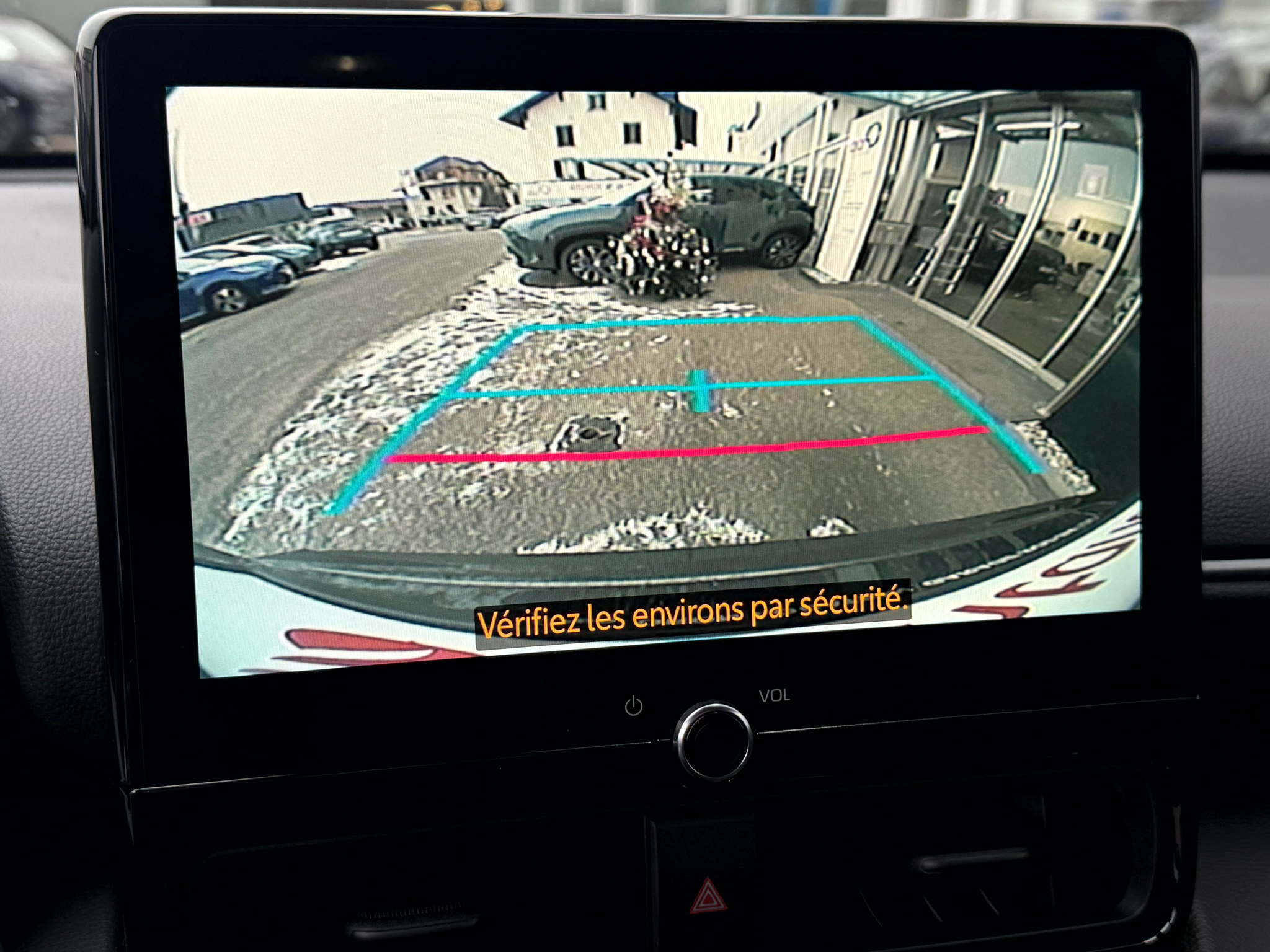 listing desktop thumbnail image 18