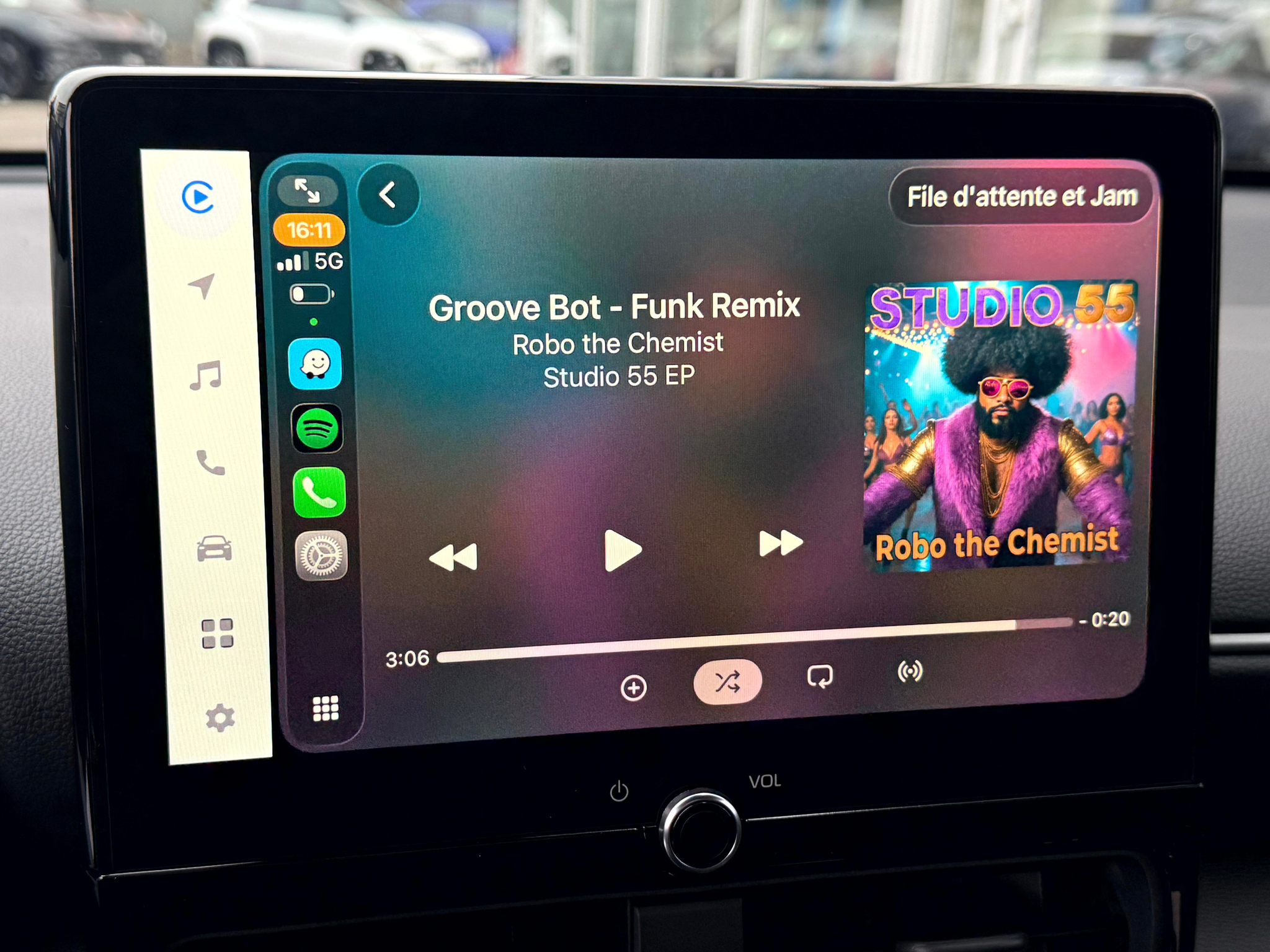 listing desktop thumbnail image 19