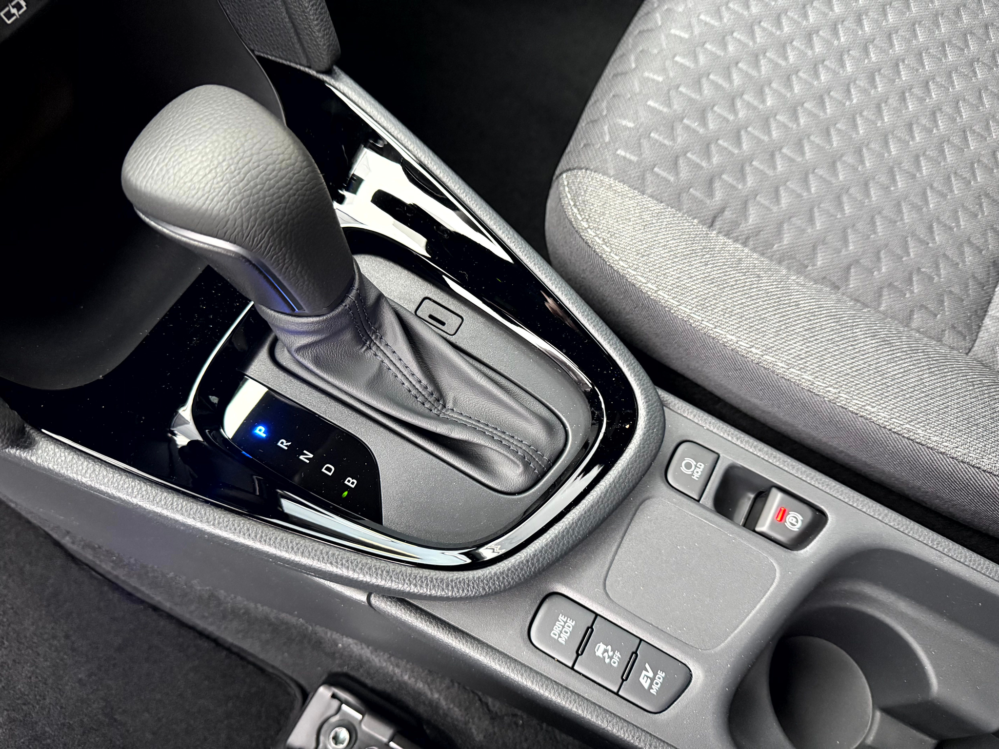 listing desktop thumbnail image 16