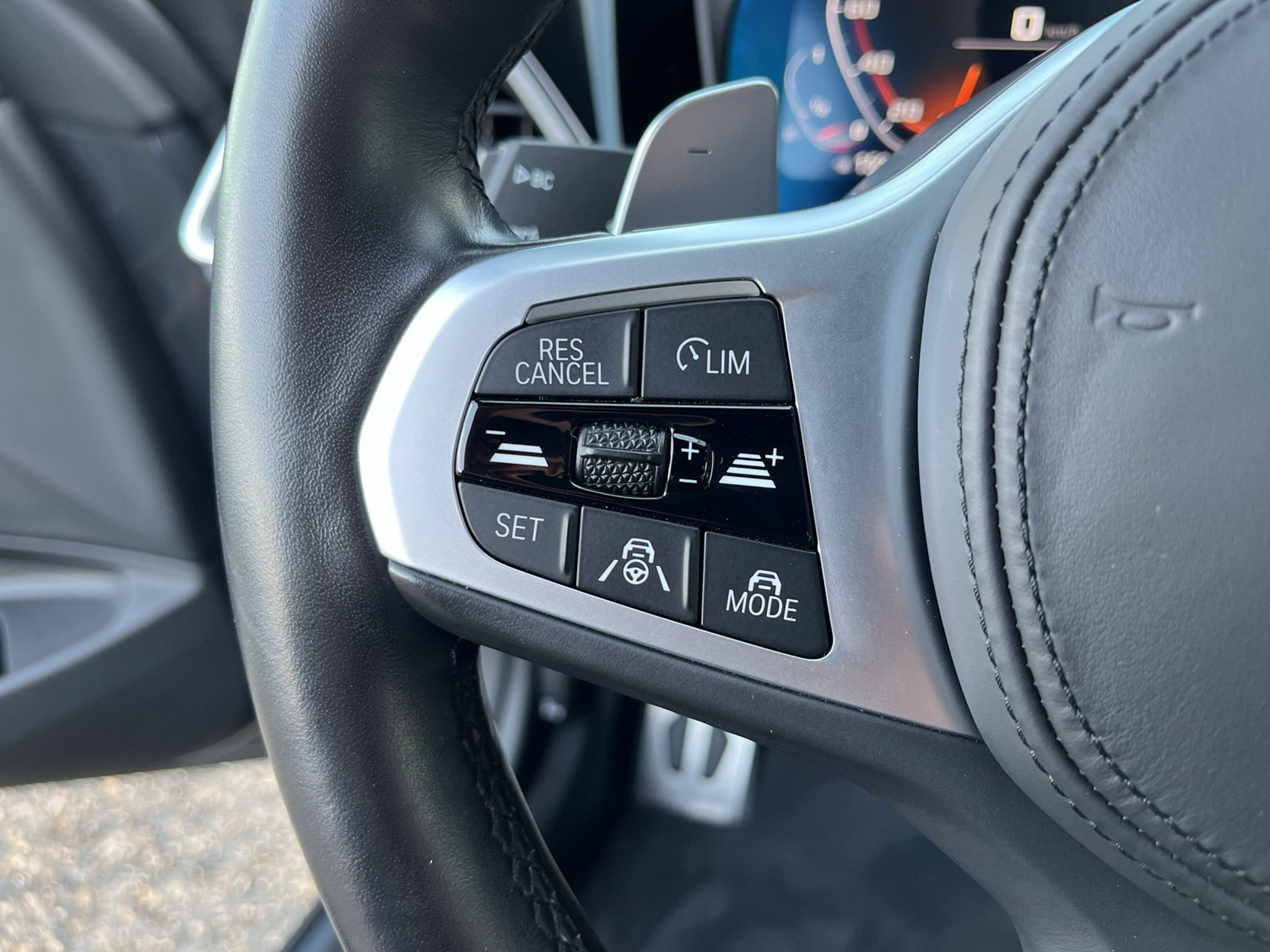 listing desktop thumbnail image 14