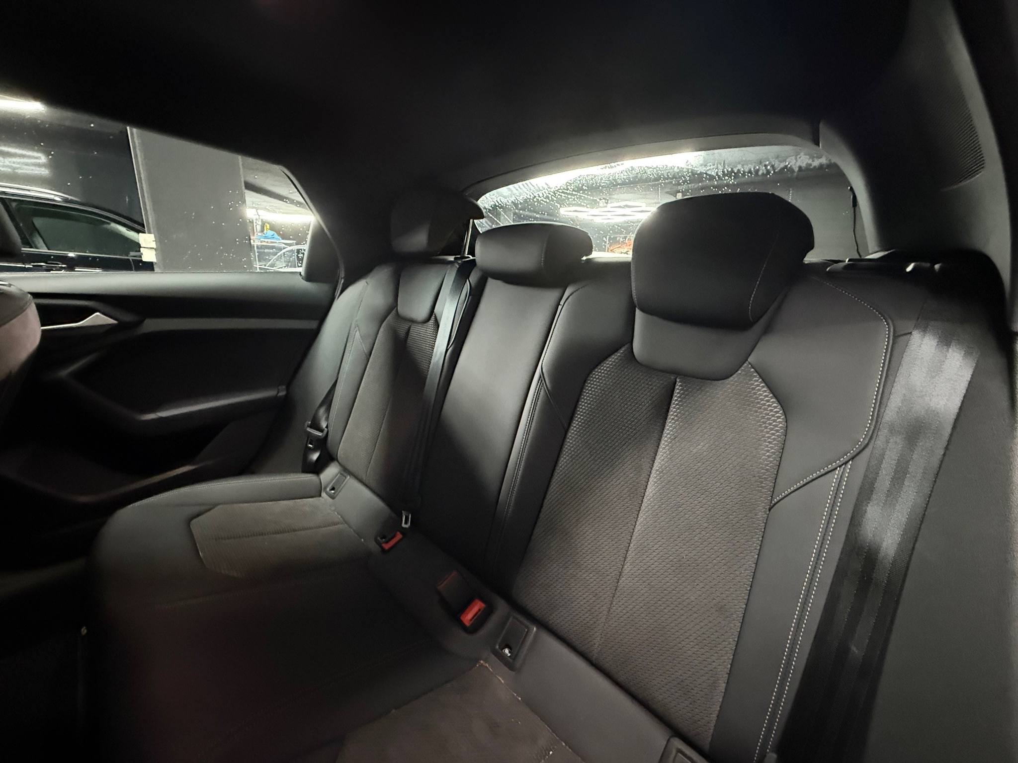 listing desktop thumbnail image 10