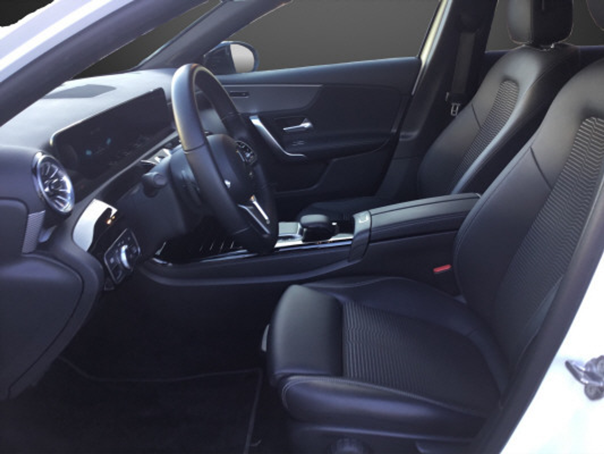 listing desktop thumbnail image 6