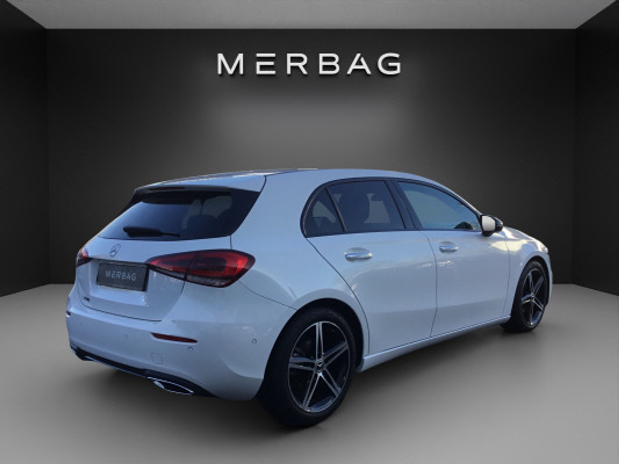 listing desktop thumbnail image 3