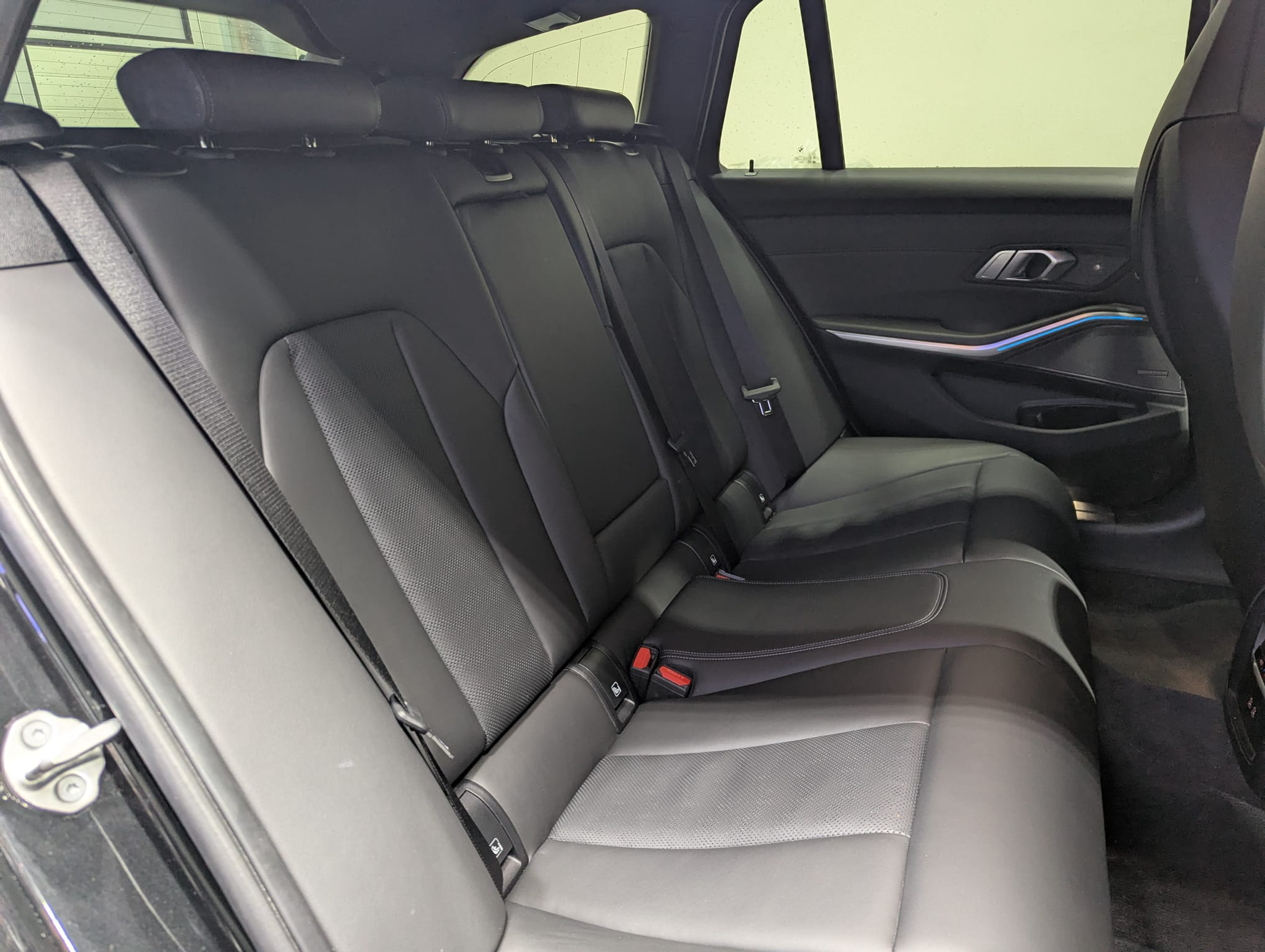 listing desktop thumbnail image 13