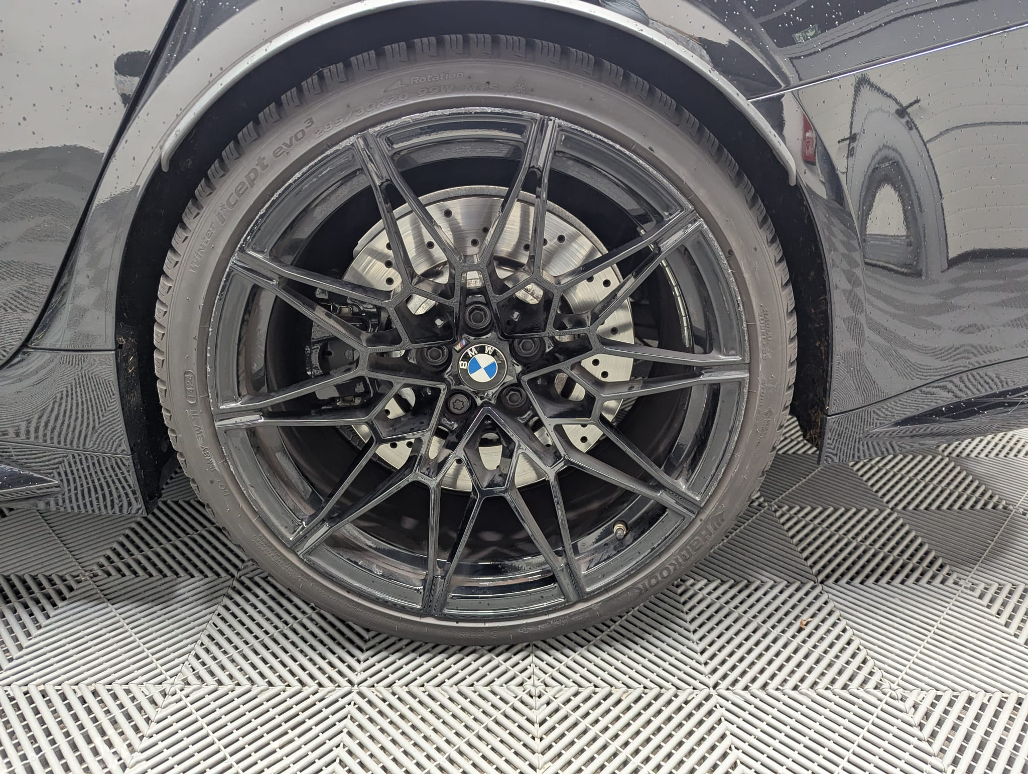 listing desktop thumbnail image 27