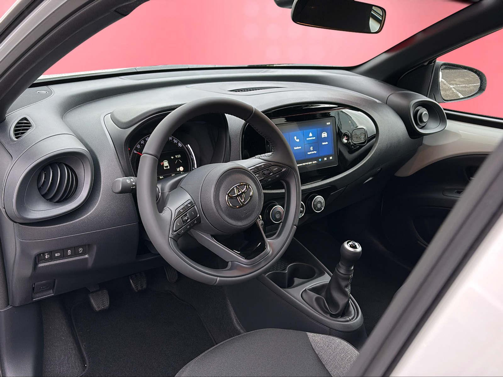 listing desktop thumbnail image 9